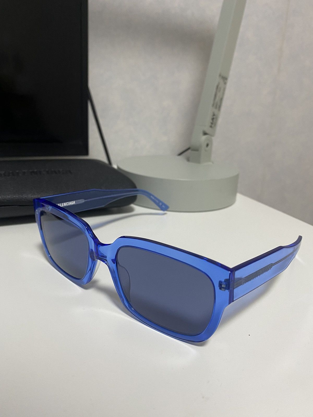 Pre-owned Balenciaga Transparent Blue Sunglasses