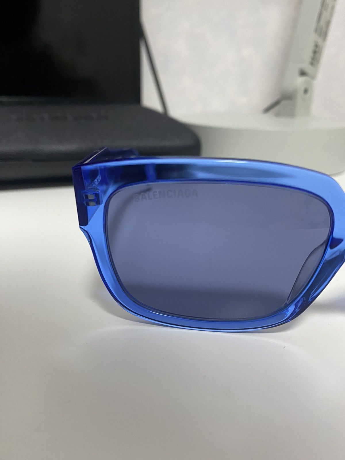 Balenciaga Transparent Blue Sunglasses Size ONE SIZE - 3 Thumbnail