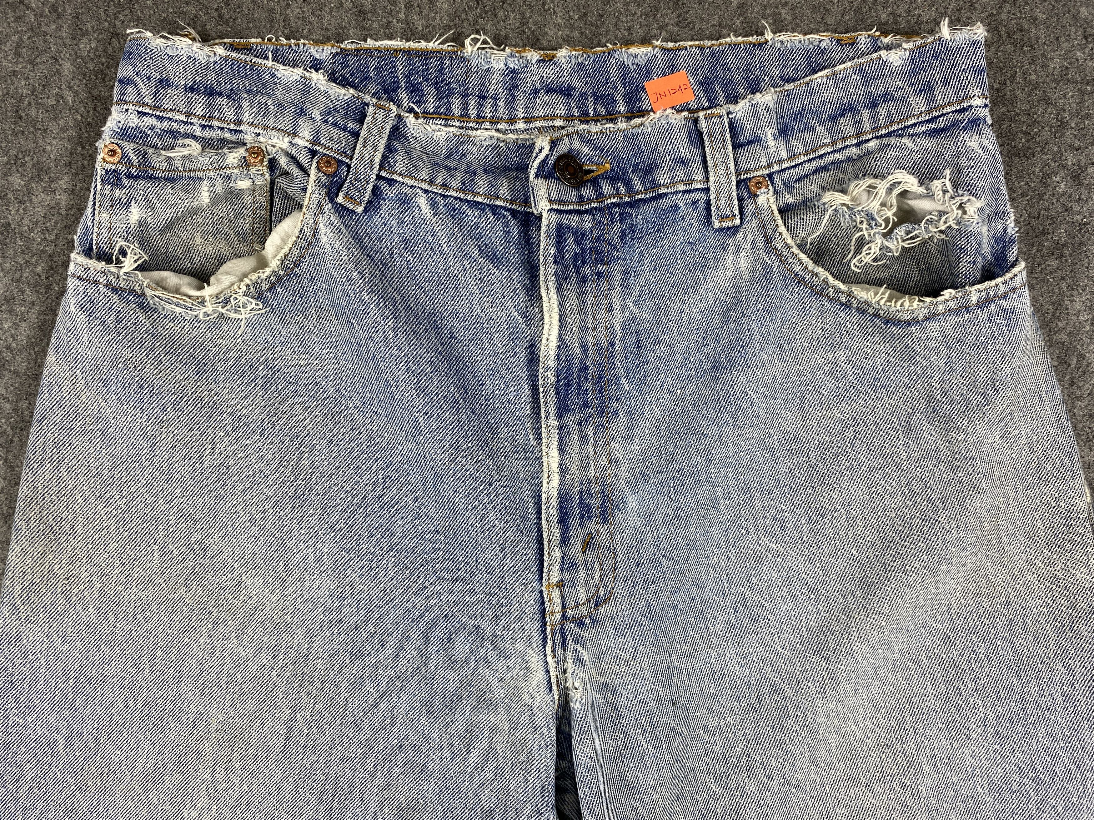 Levi's 90s Light Wash Vintage Levi's 550 USA 34x29 Denim -JN1242 Size US 34 / EU 50 - 3 Thumbnail