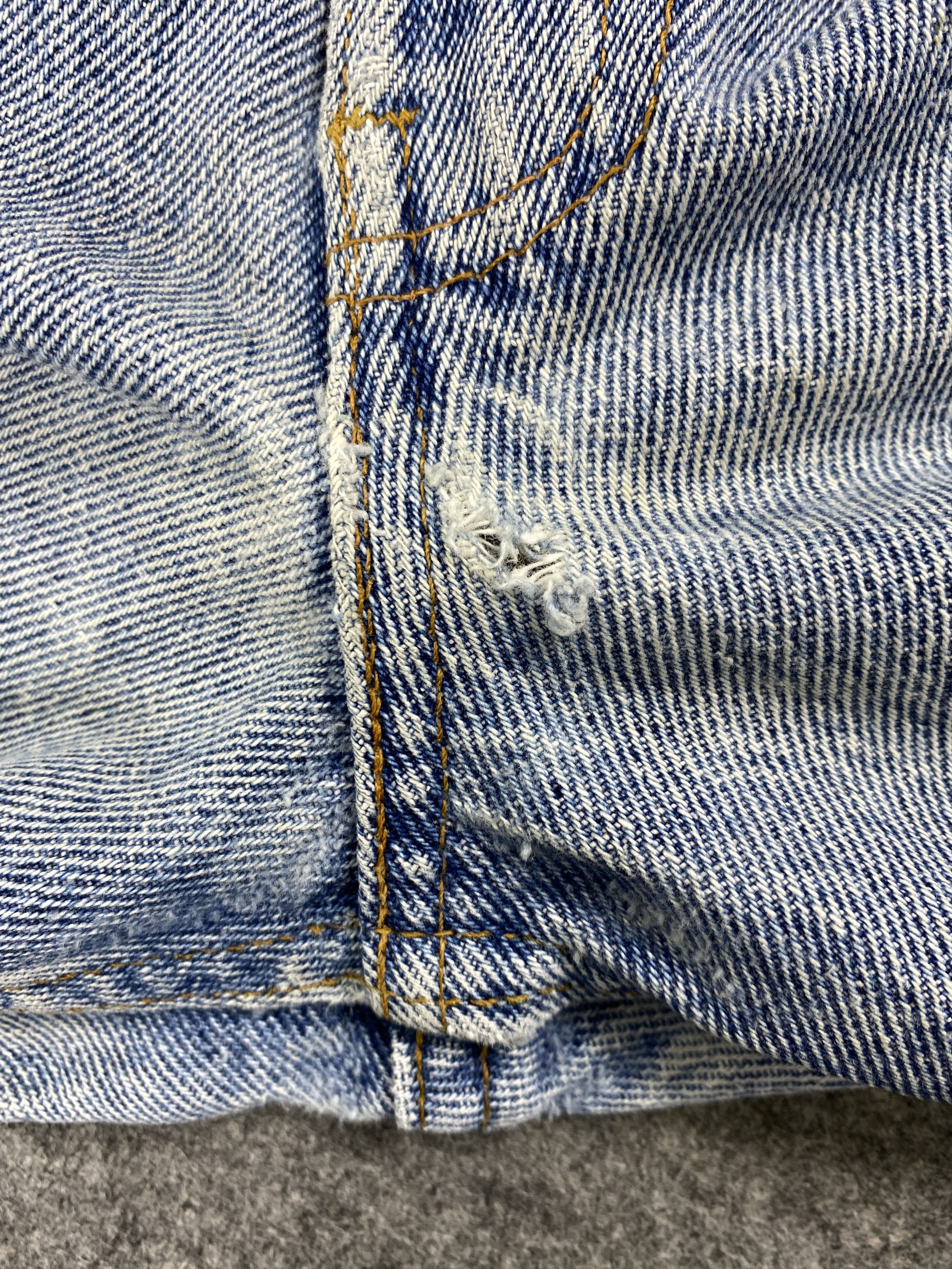 Levi's 90s Light Wash Vintage Levi's 550 USA 34x29 Denim -JN1242 Size US 34 / EU 50 - 11 Thumbnail