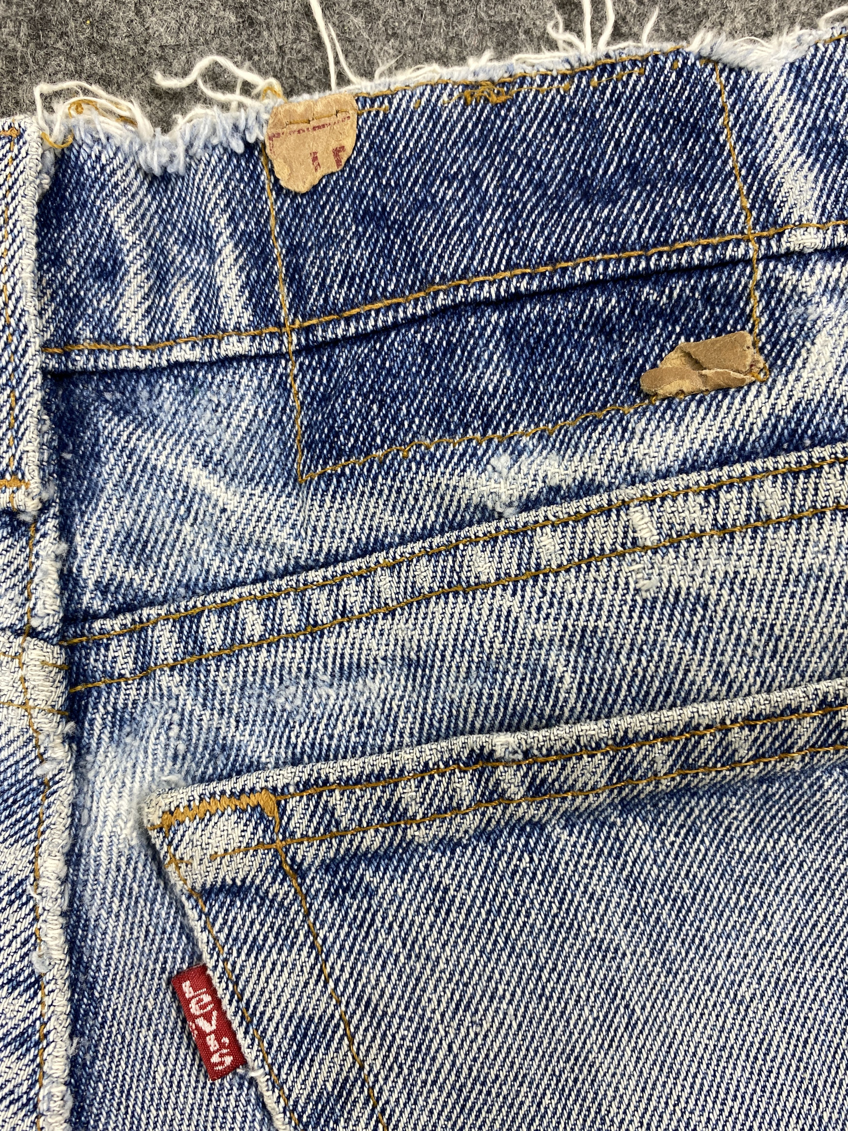Levi's 90s Light Wash Vintage Levi's 550 USA 34x29 Denim -JN1242 Size US 34 / EU 50 - 10 Thumbnail