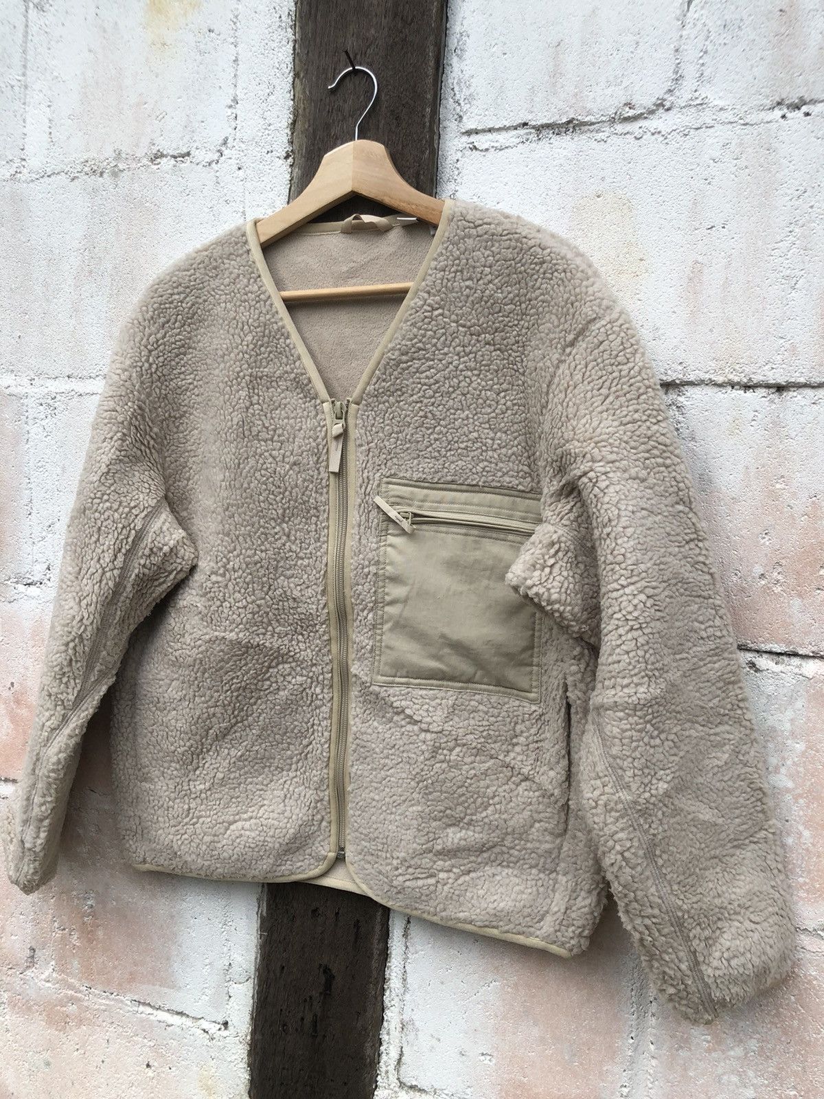 Undercover × Uniqlo Ladies Uniqlo Undercover Sherpa Fleece Jacket Size S / US 4 / IT 40 - 3 Thumbnail