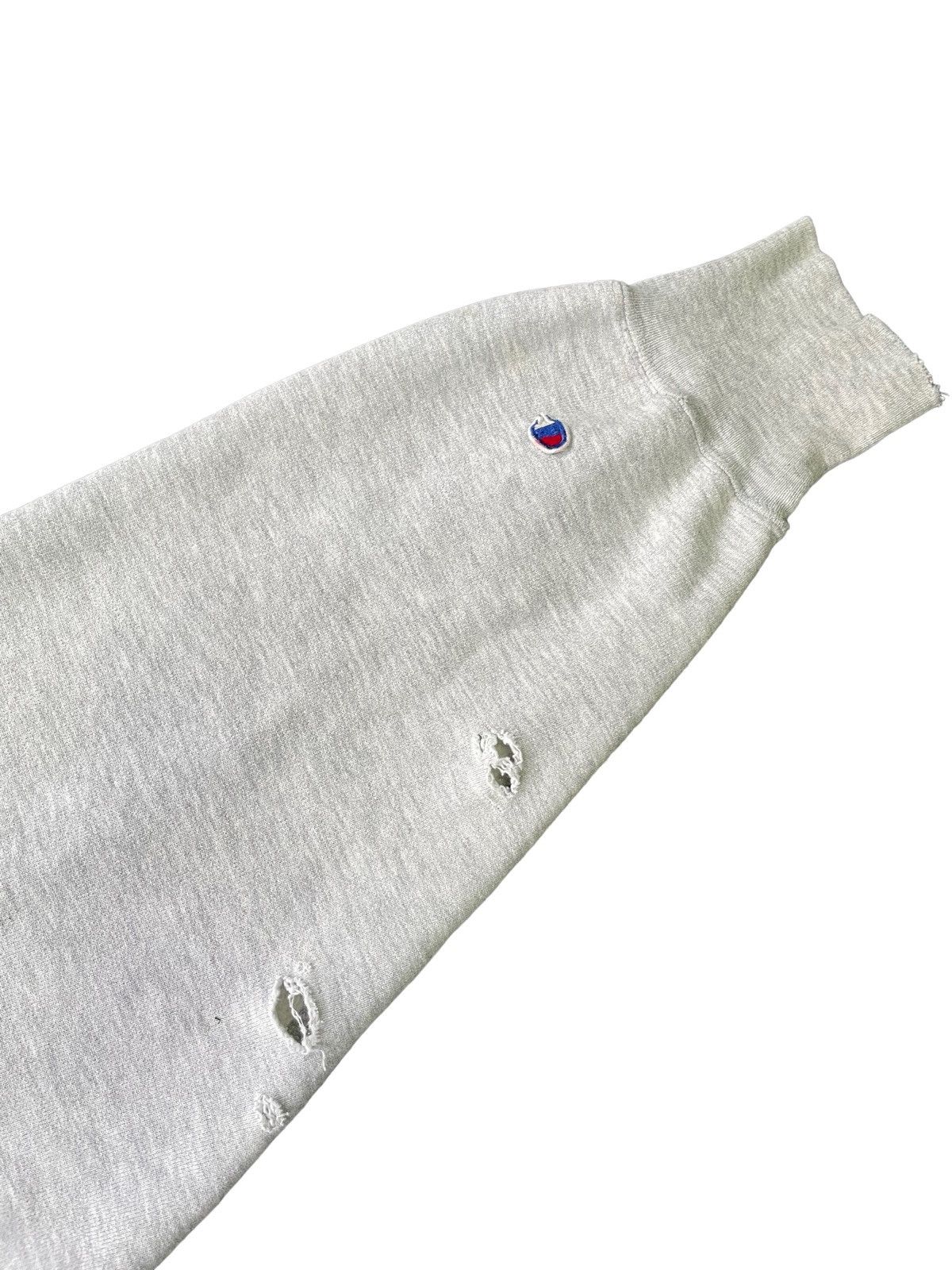 Champion Vintage 80’s Champion Reverse Weave Distresed Crewneck Size US XL / EU 56 / 4 - 6 Thumbnail
