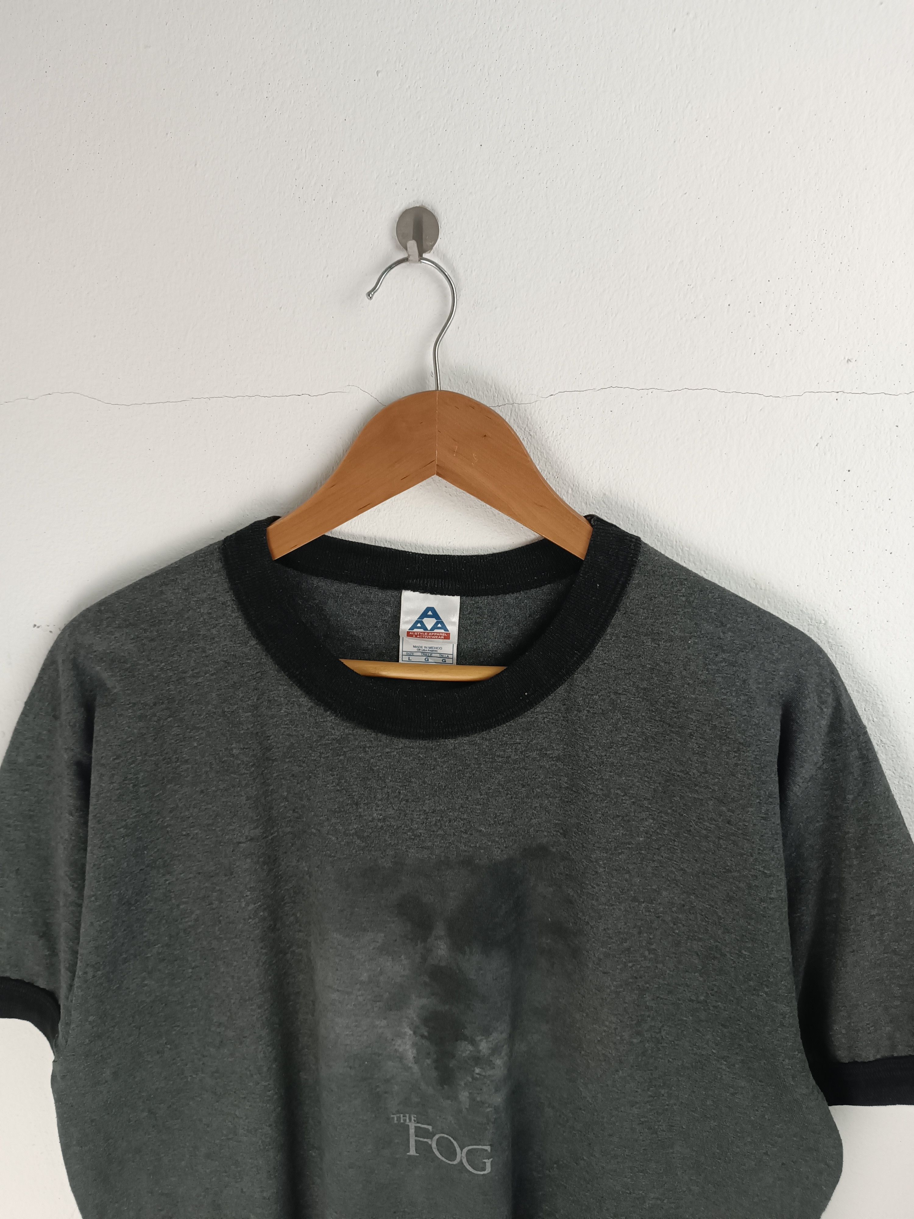 Vintage VINTAGE '05 THE FOG MOVIE 'JOHN CARPENTER' TEE Size US L / EU 52-54 / 3 - 5 Thumbnail