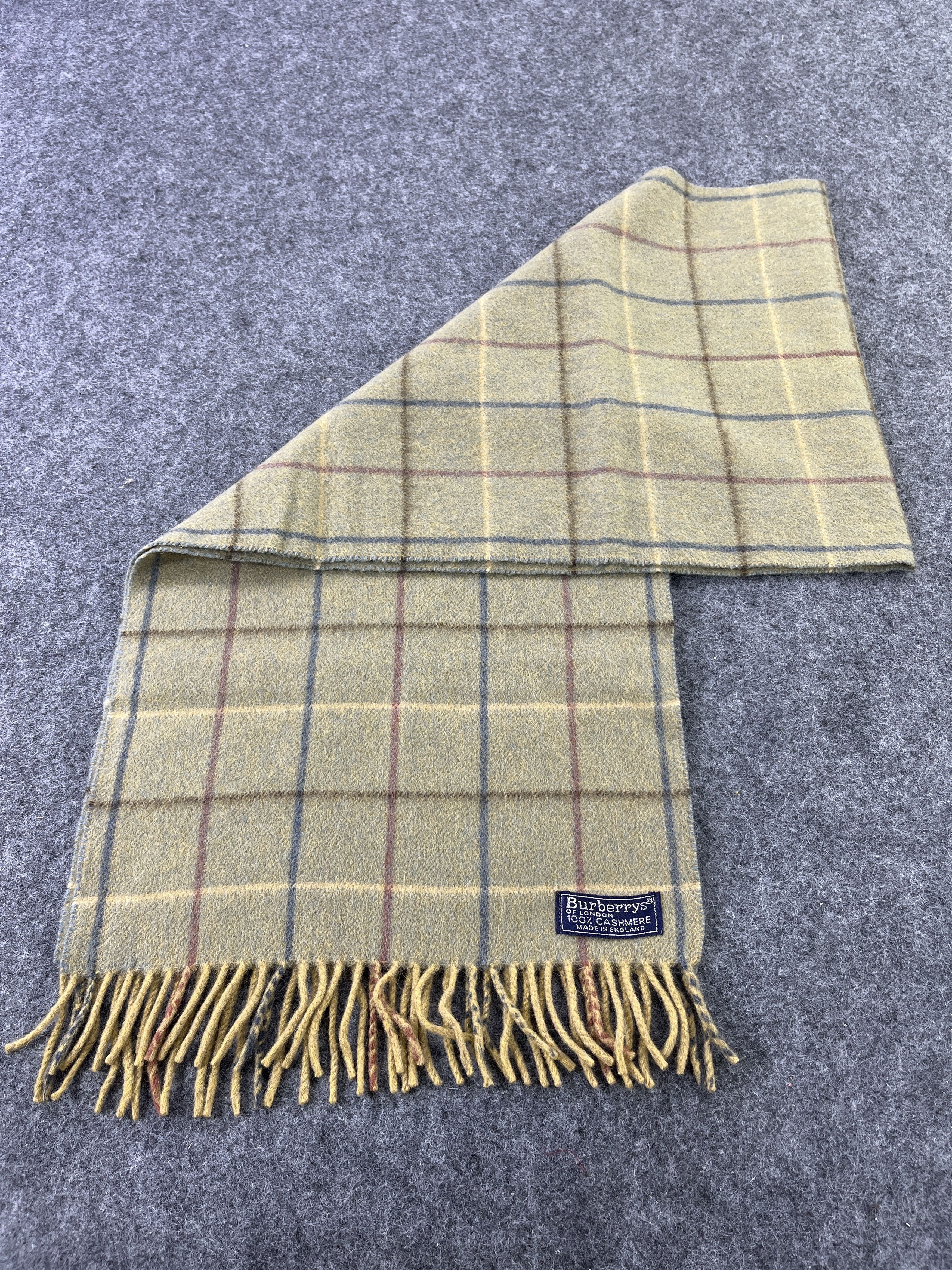 Burberry BURBERRY SCARVES / MUFFLER / NECKWEAR T038 Size ONE SIZE - 3 Thumbnail