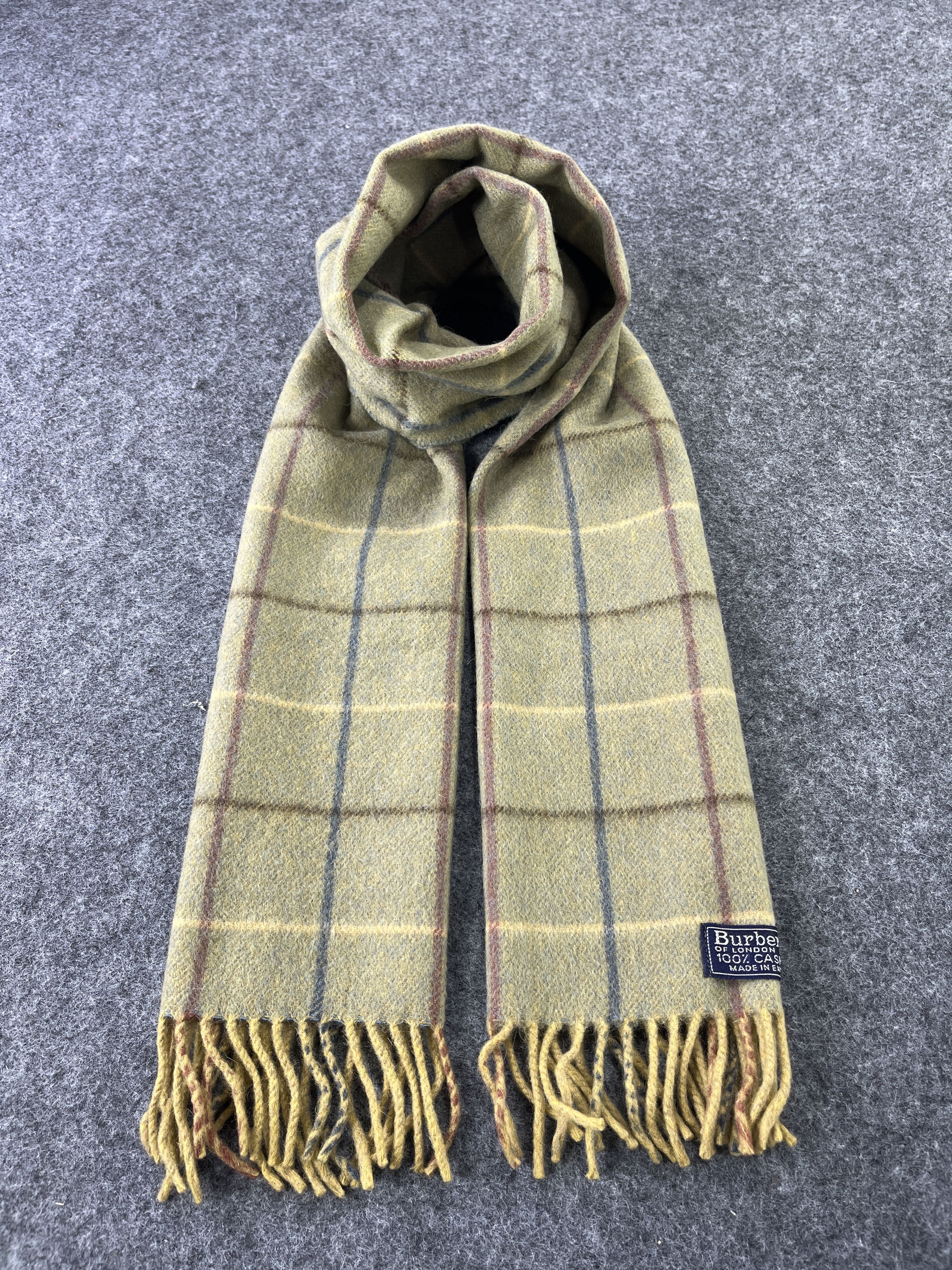 Burberry BURBERRY SCARVES / MUFFLER / NECKWEAR T038 Size ONE SIZE - 1 Thumbnail