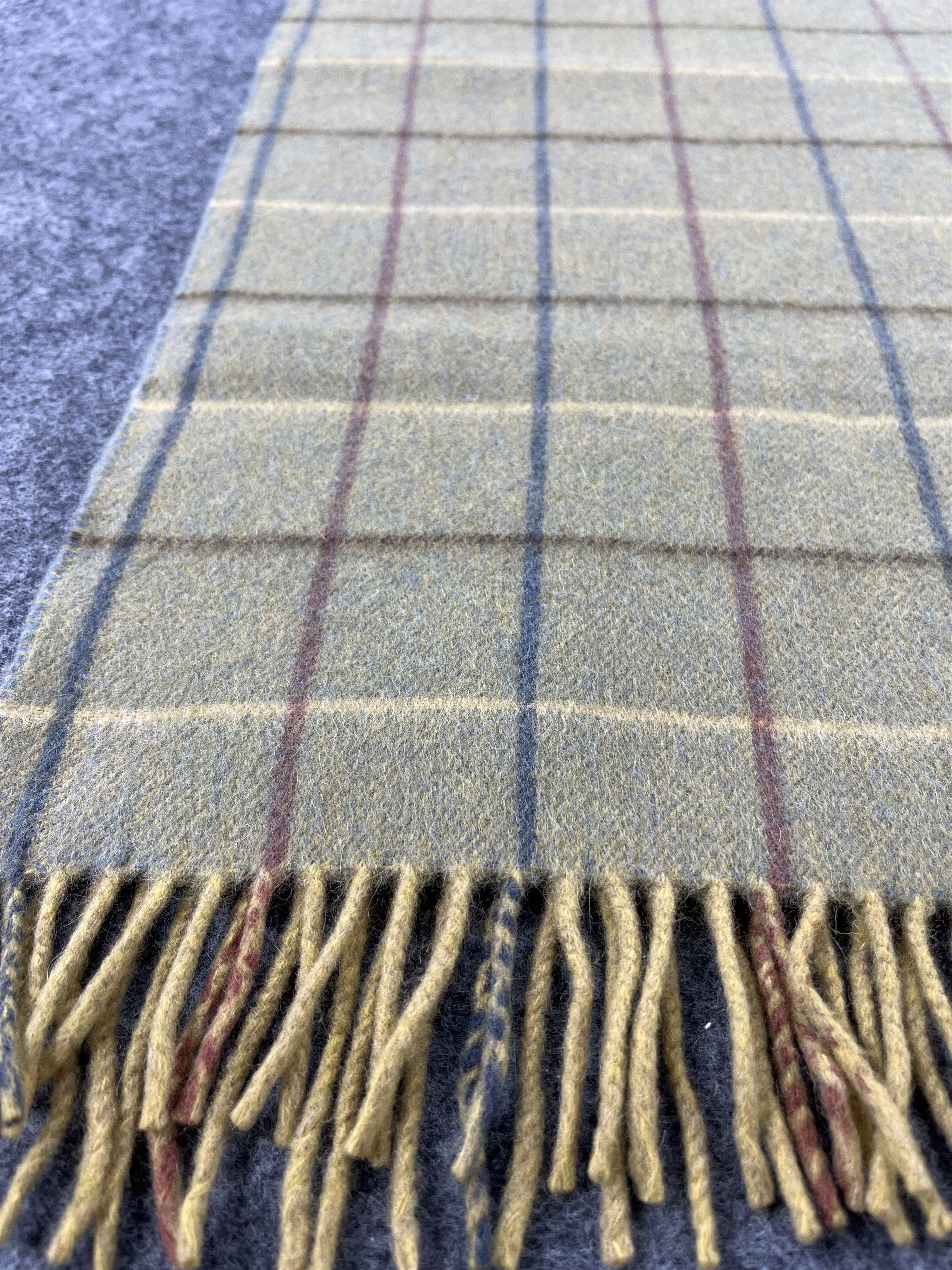 Burberry BURBERRY SCARVES / MUFFLER / NECKWEAR T038 Size ONE SIZE - 6 Thumbnail