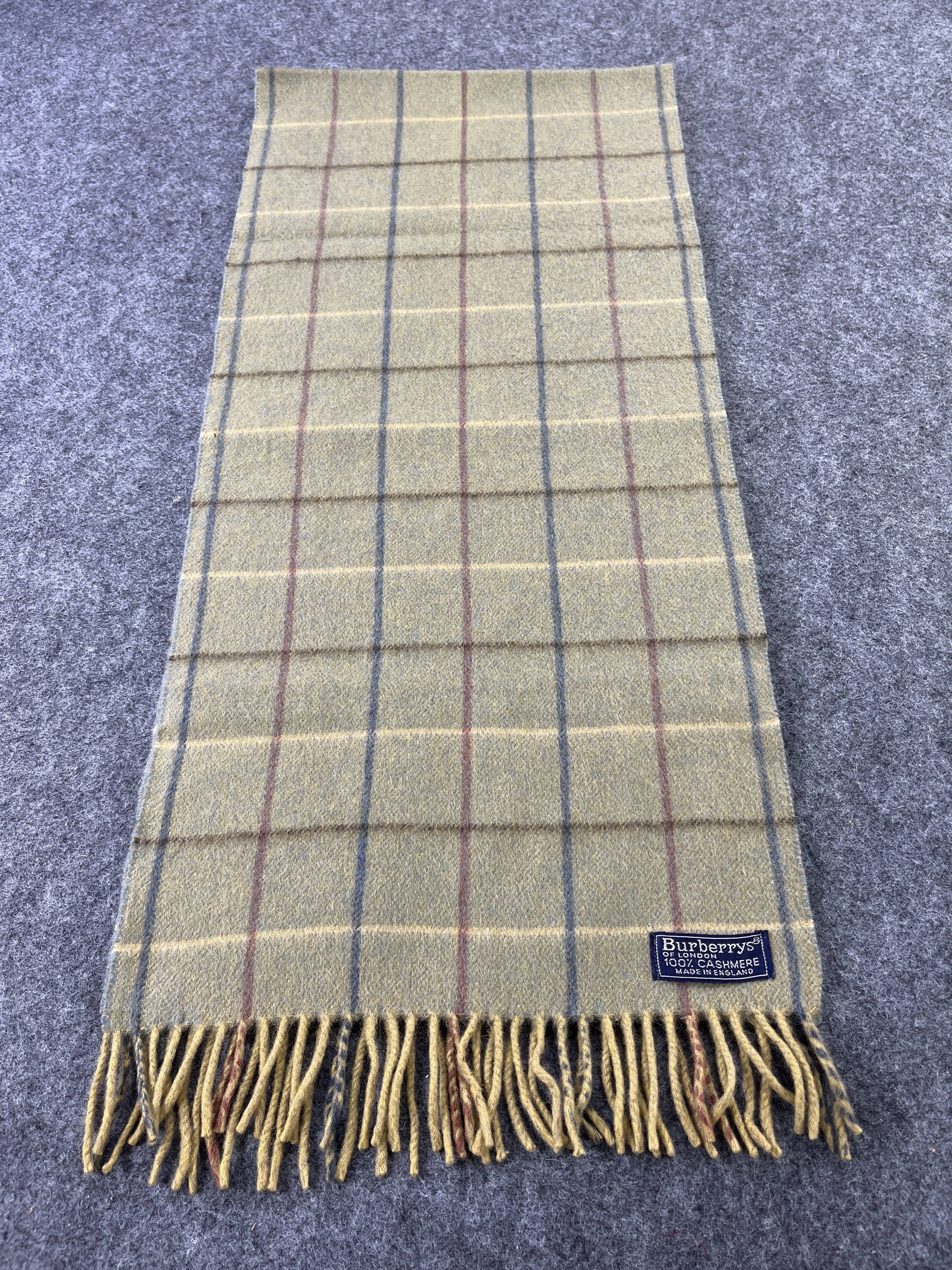 Burberry BURBERRY SCARVES / MUFFLER / NECKWEAR T038 Size ONE SIZE - 2 Thumbnail