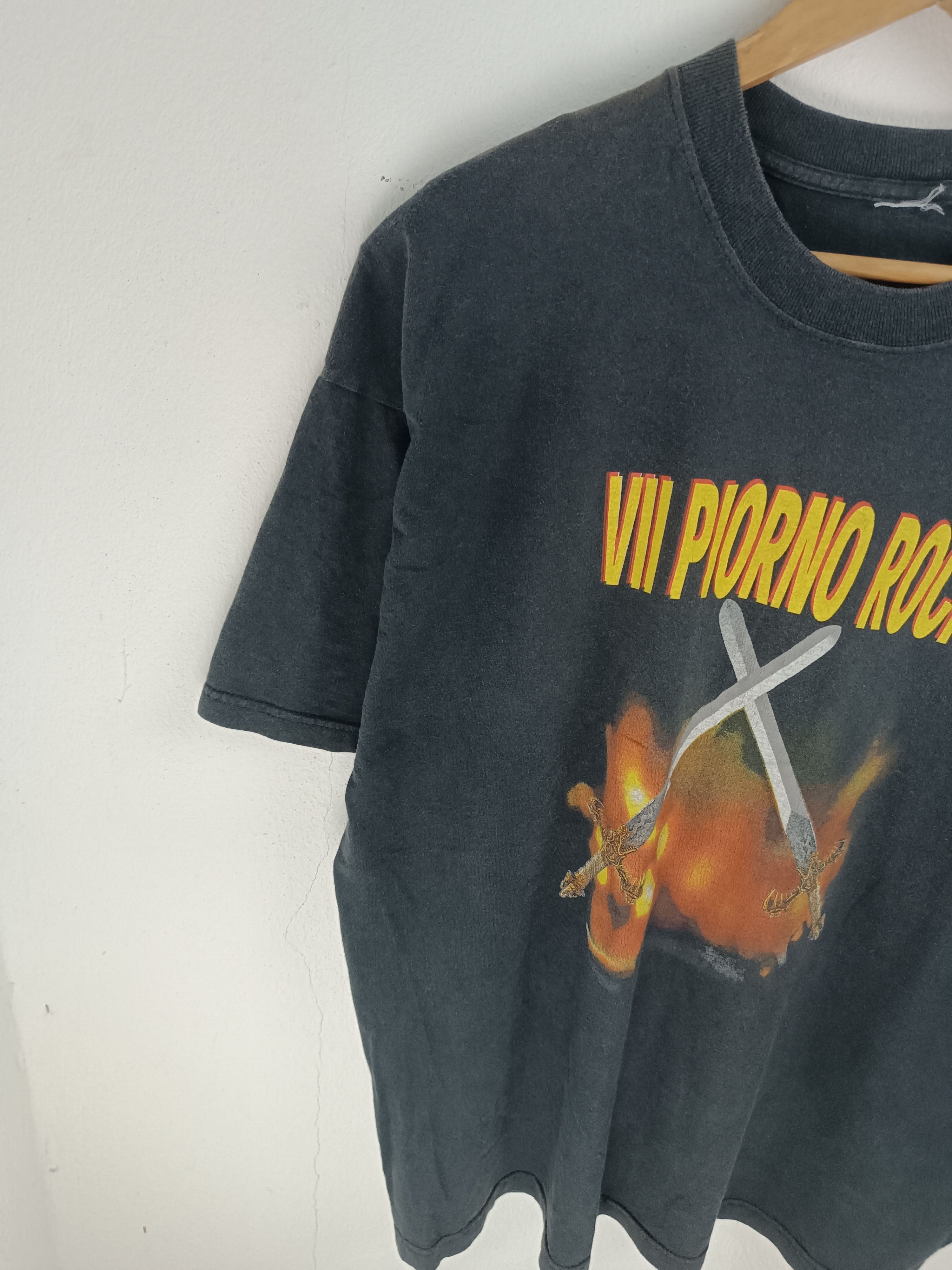 Vintage VINTAGE 2001 PIORNO VII ROCK FEST (saxon children of bodom) Size US L / EU 52-54 / 3 - 6 Thumbnail