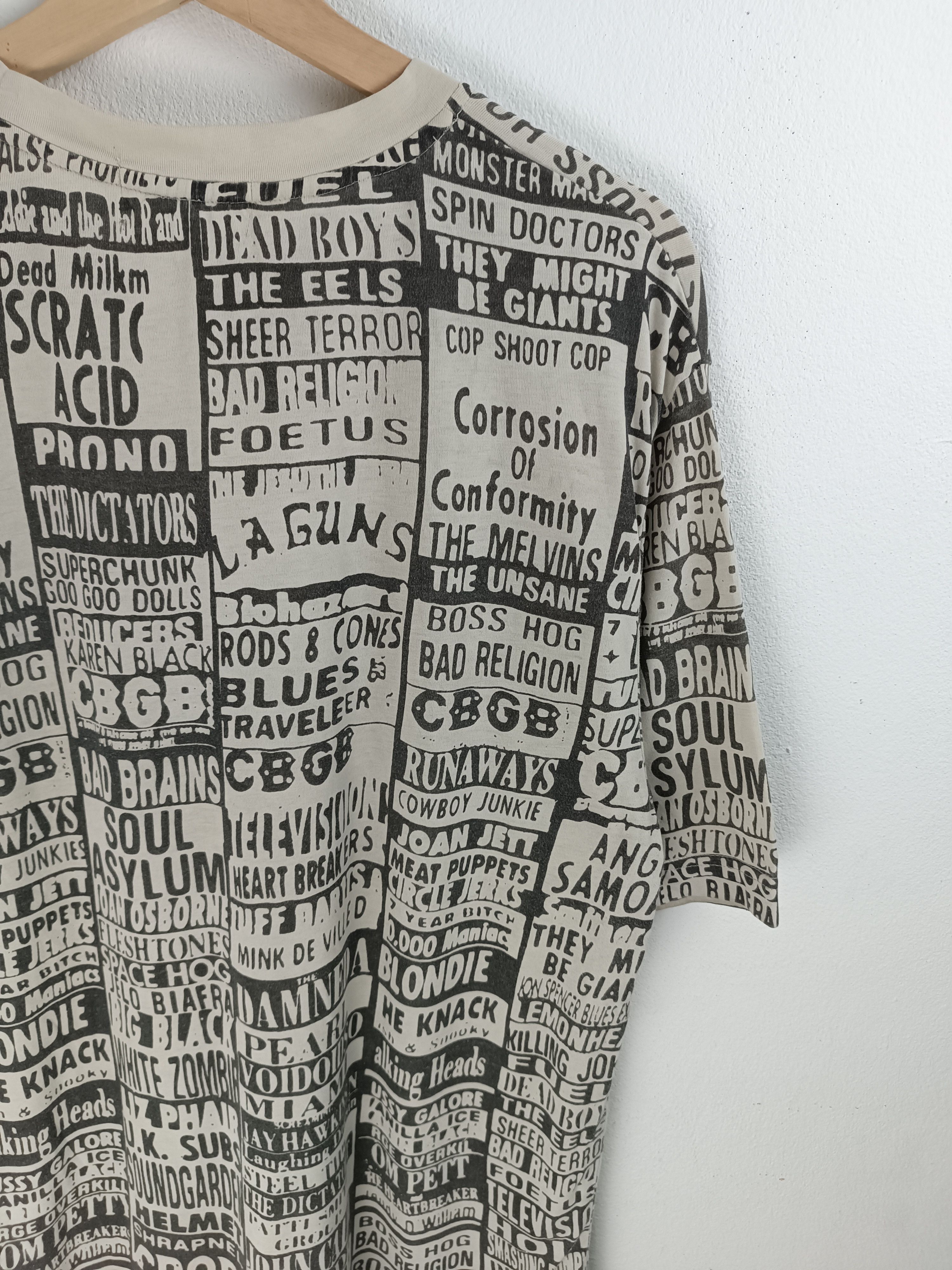 Band Tees 🔥RARE🔥VINTAGE CBGB AOP "BAND LIST" (bad brains blondie) Size US L / EU 52-54 / 3 - 16 Thumbnail