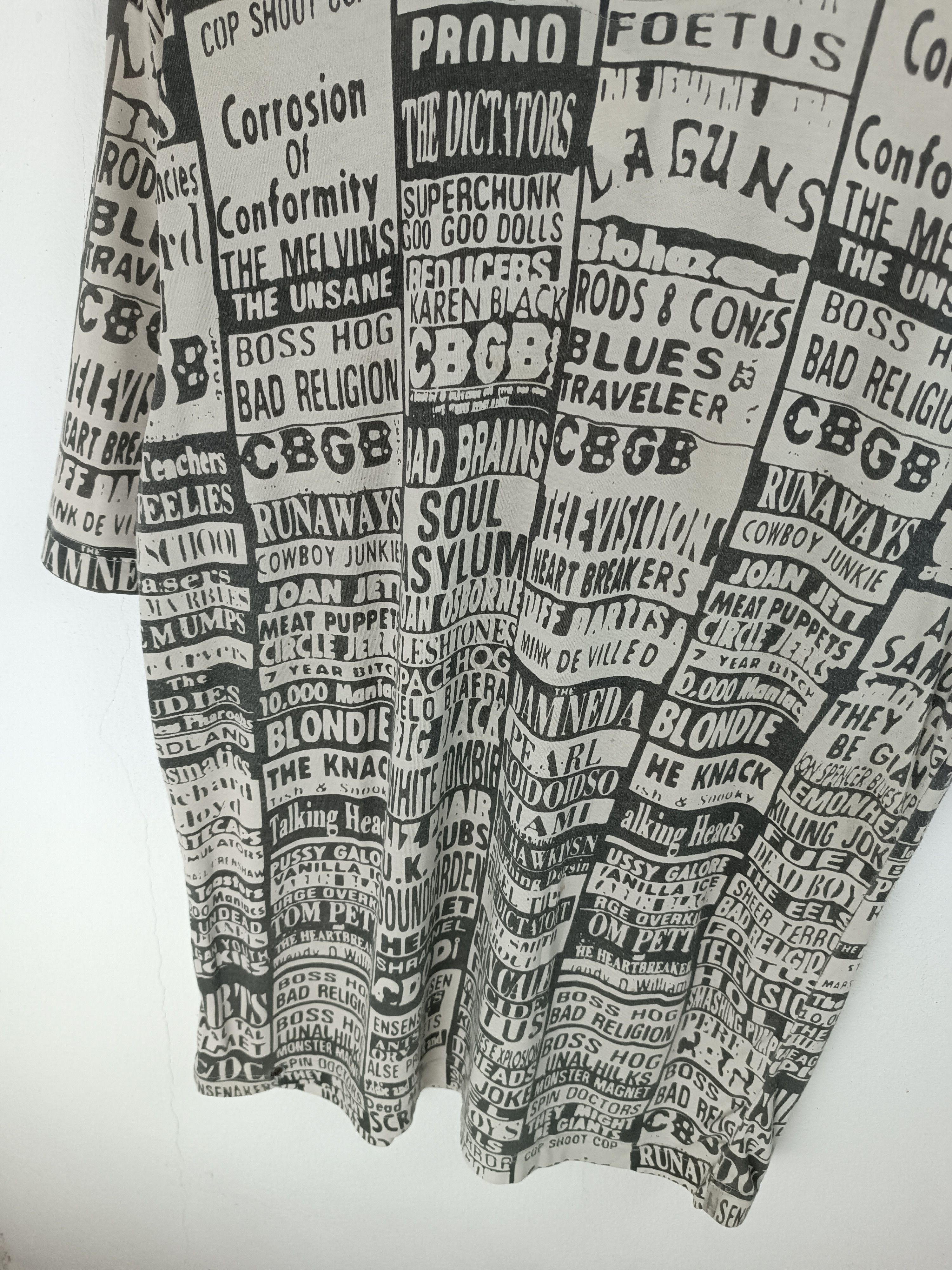 Band Tees 🔥RARE🔥VINTAGE CBGB AOP "BAND LIST" (bad brains blondie) Size US L / EU 52-54 / 3 - 7 Thumbnail