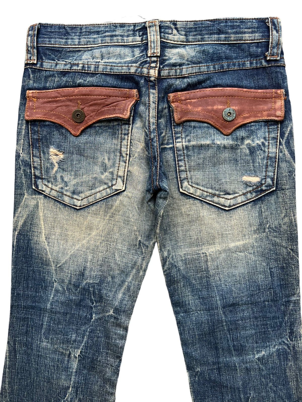 Japanese Brand Transit Japan Distressed Flare Denim Jeans 30x28.5 Size 30" / US 8 / IT 44 - 6 Thumbnail