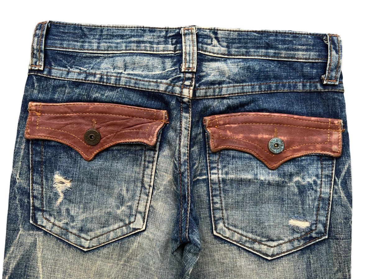 Japanese Brand Transit Japan Distressed Flare Denim Jeans 30x28.5 Size 30" / US 8 / IT 44 - 9 Thumbnail