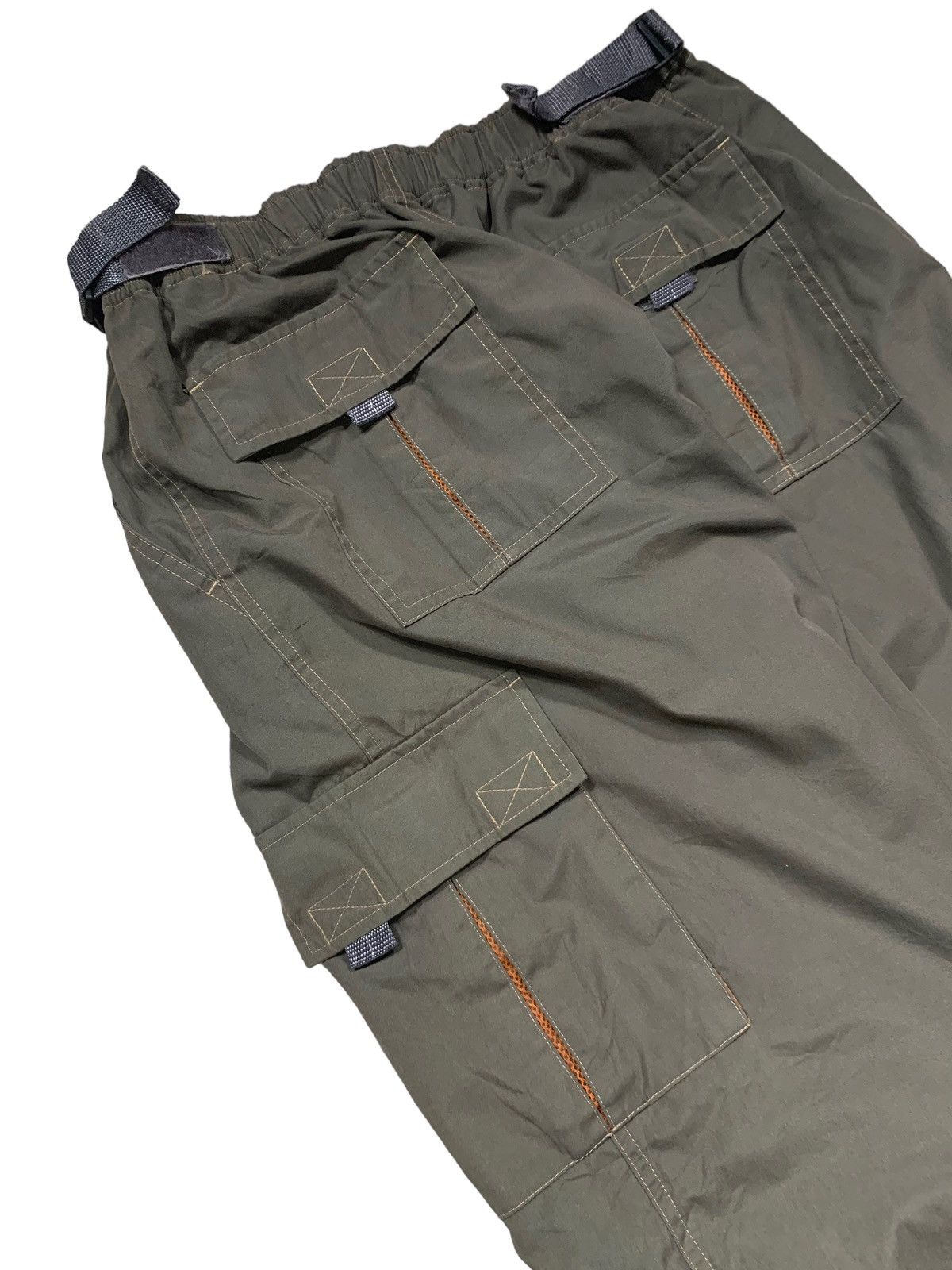 Japanese Brand Japanese Brand Shorts Cargo Pants Adjustable Waist Size US 32 / EU 48 - 2 Thumbnail