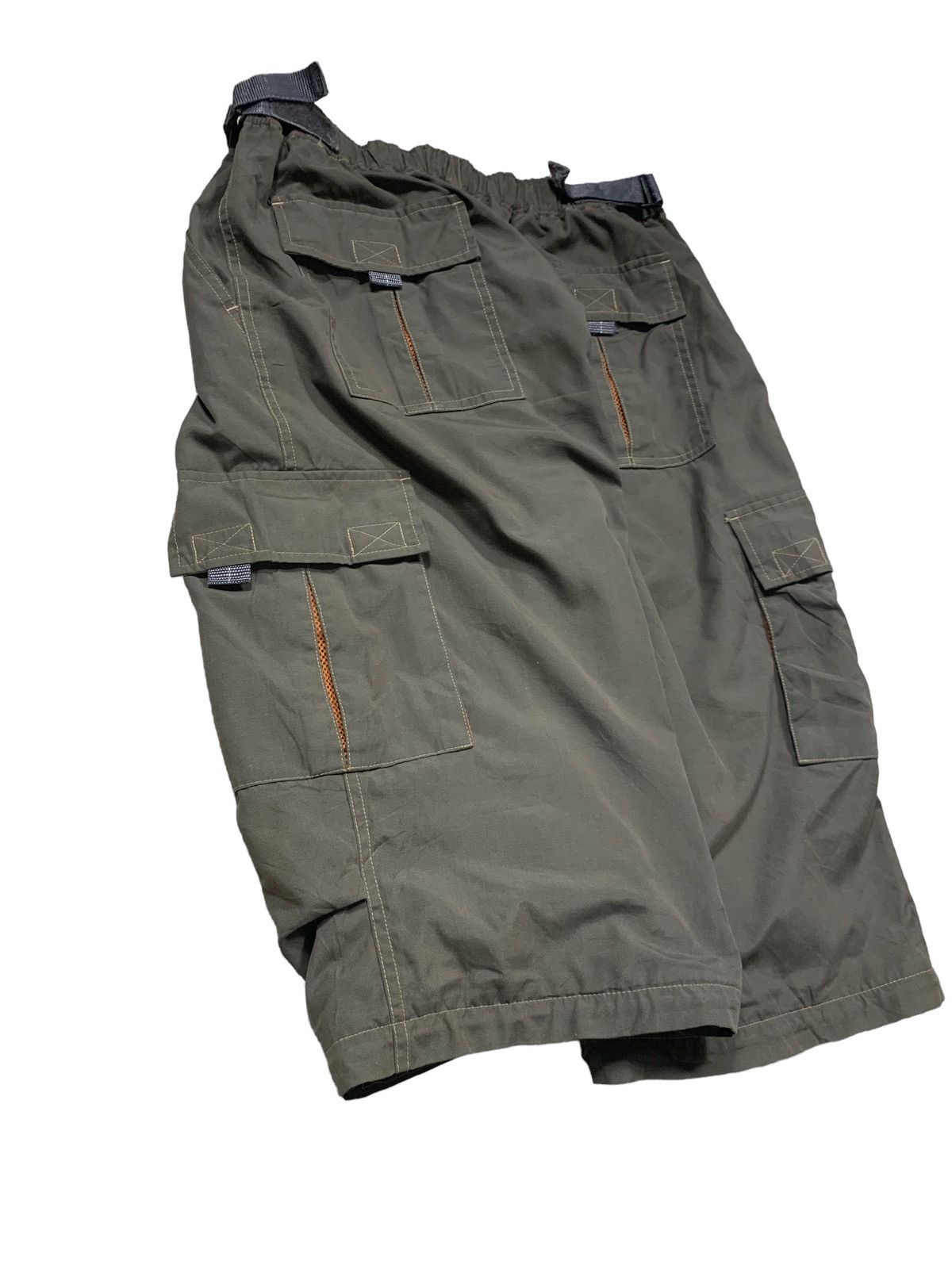 Japanese Brand Japanese Brand Shorts Cargo Pants Adjustable Waist Size US 32 / EU 48 - 1 Thumbnail