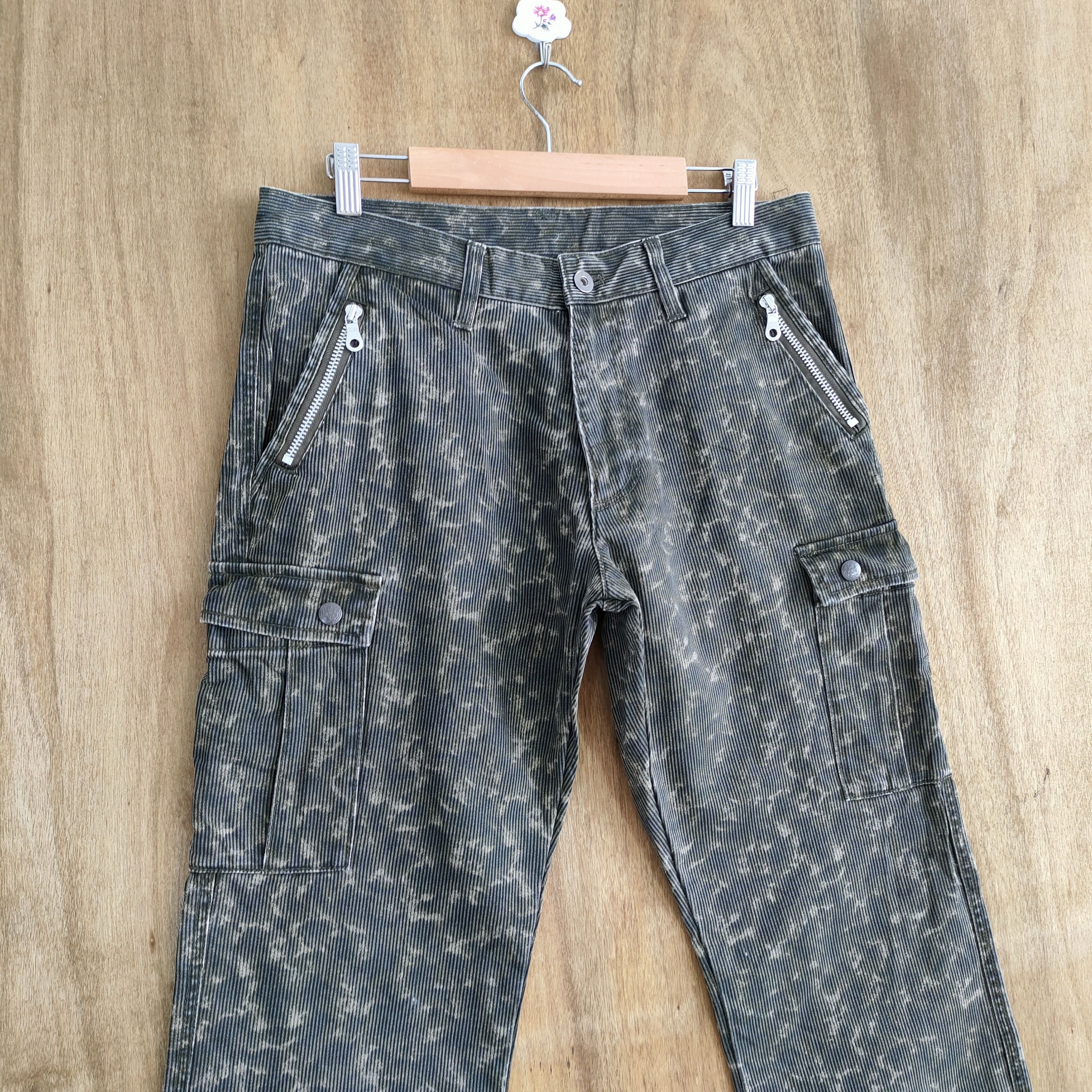 Japanese Brand VINTAGE JAPANESE BRAND BROWN CAMO CARGO PANTS Size US 32 / EU 48 - 6 Thumbnail