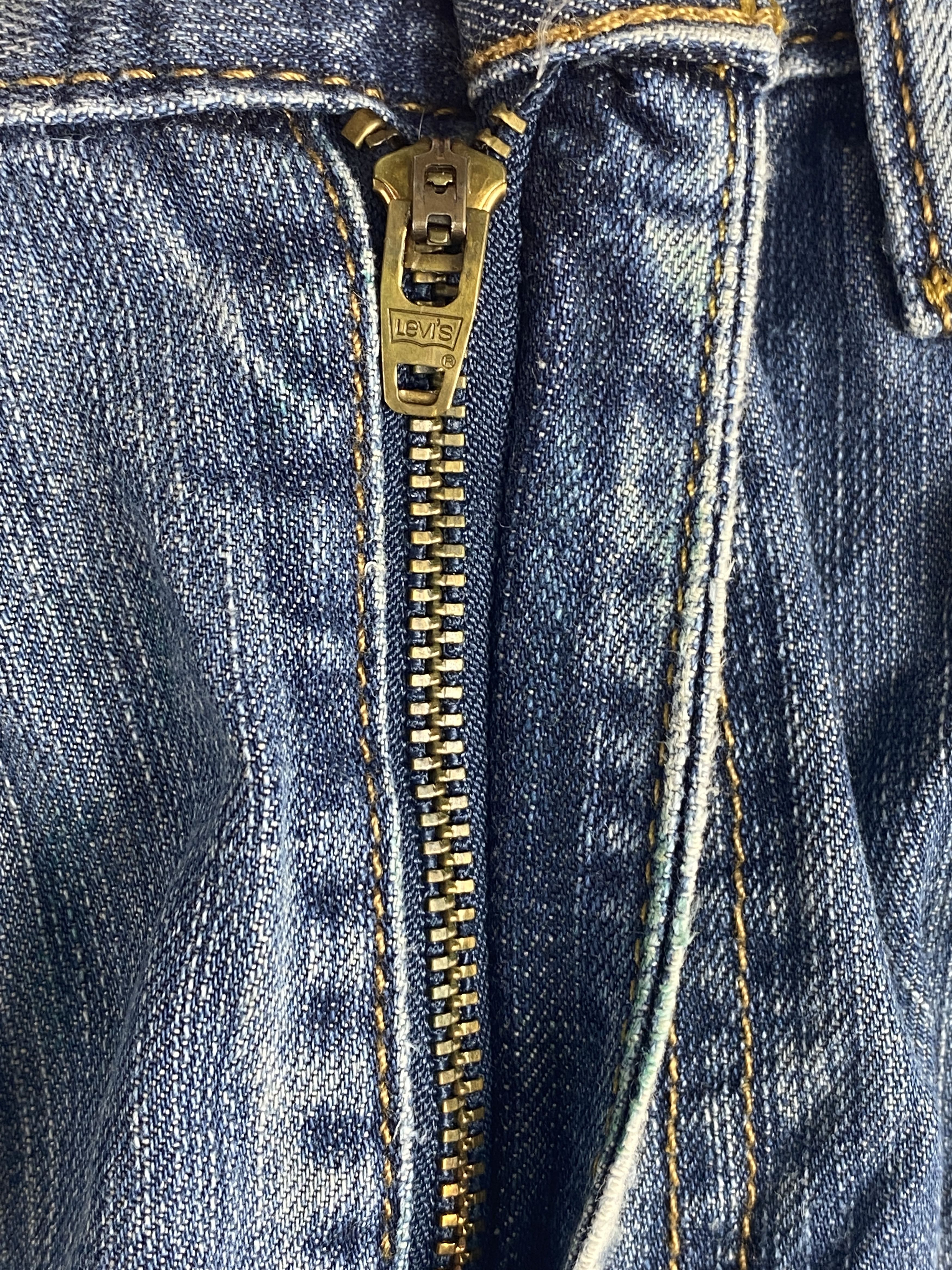 Levi's Vintage Distressed Levis 514 Faded Blue Jeans Size US 32 / EU 48 - 12 Thumbnail