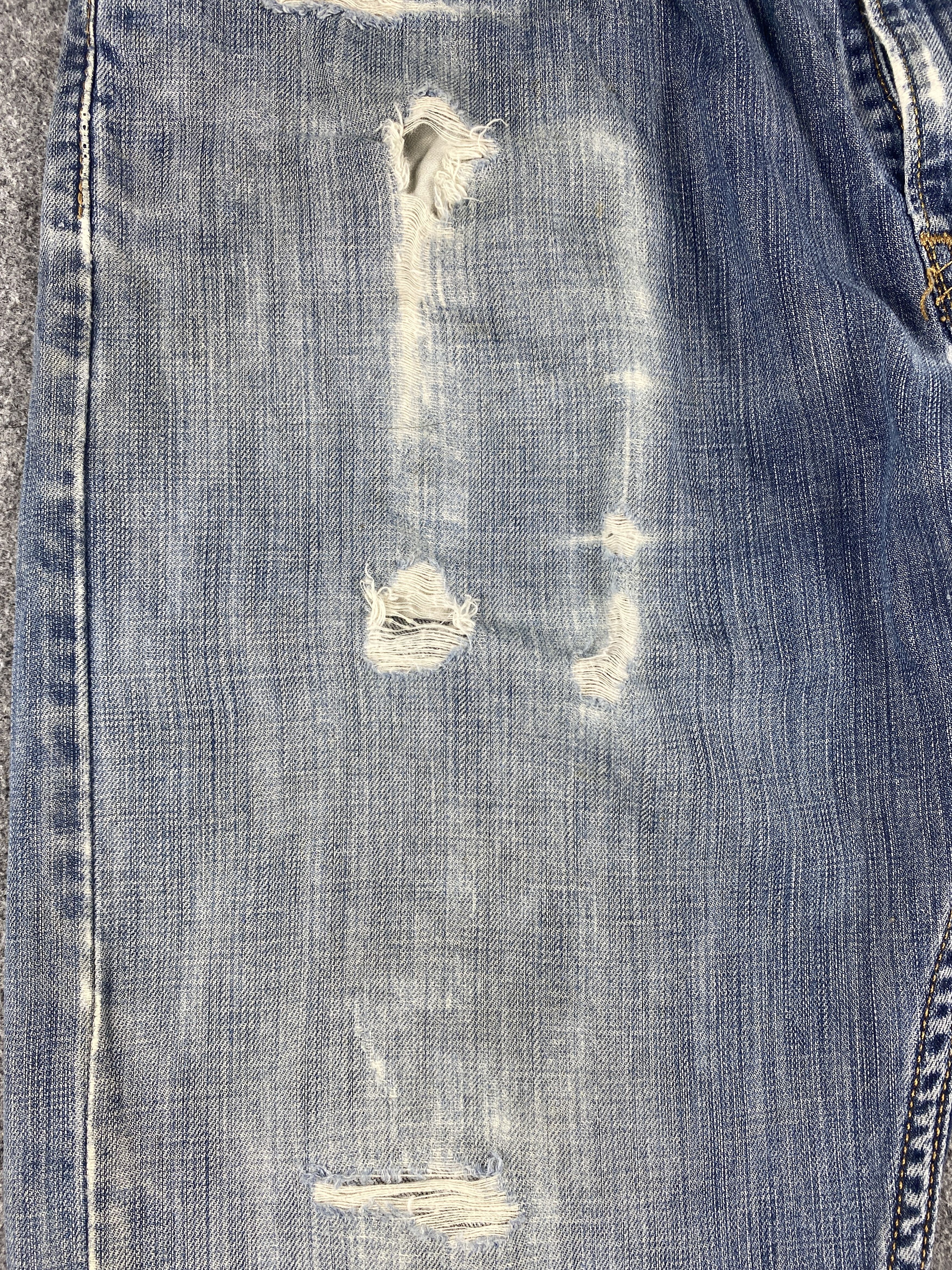 Levi's Vintage Distressed Levis 514 Faded Blue Jeans Size US 32 / EU 48 - 10 Thumbnail