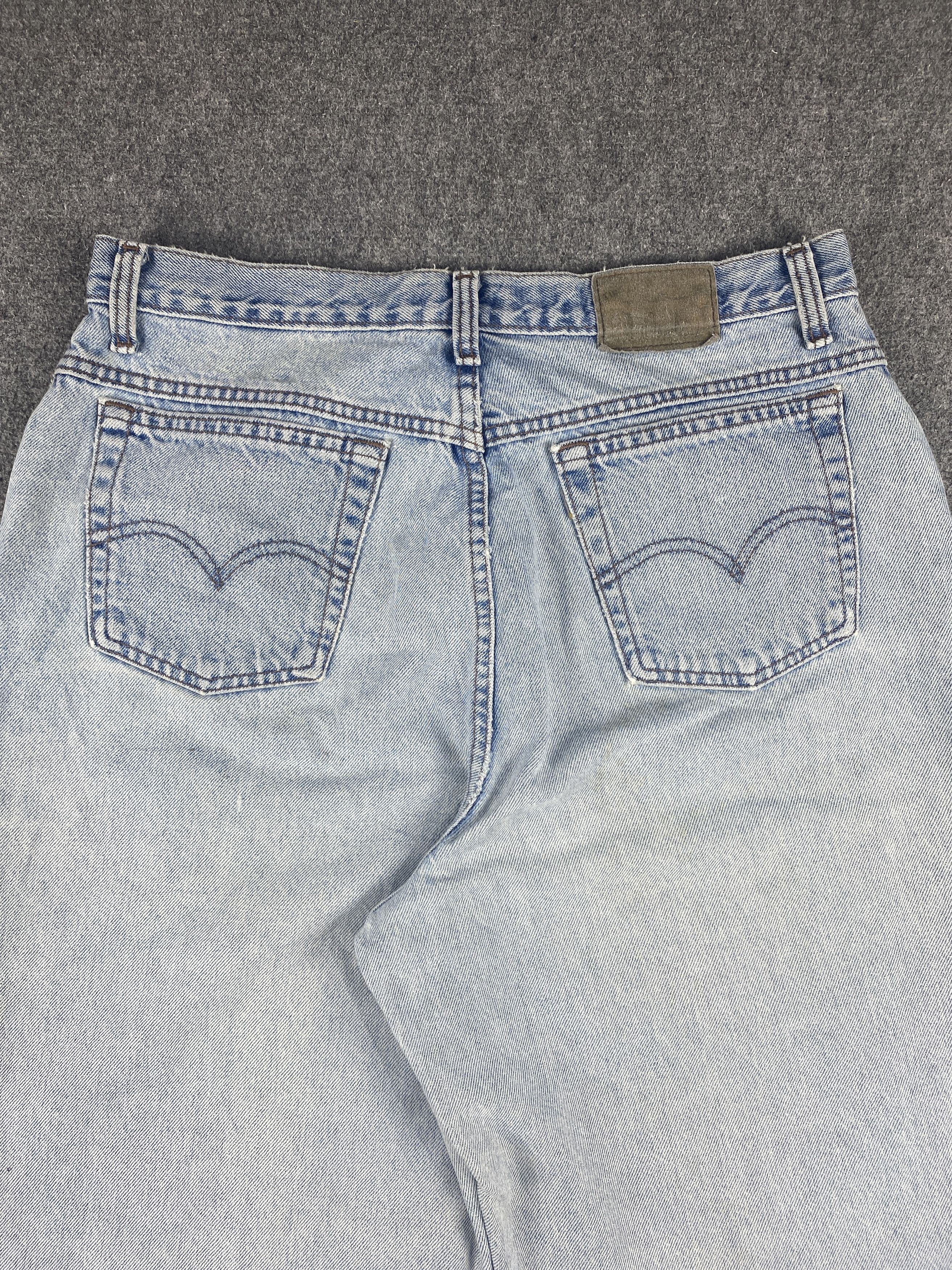 Levi's Vintage 90s Levis 900 Series Light Wash Jeans S0007 Size US 33 - 4 Thumbnail