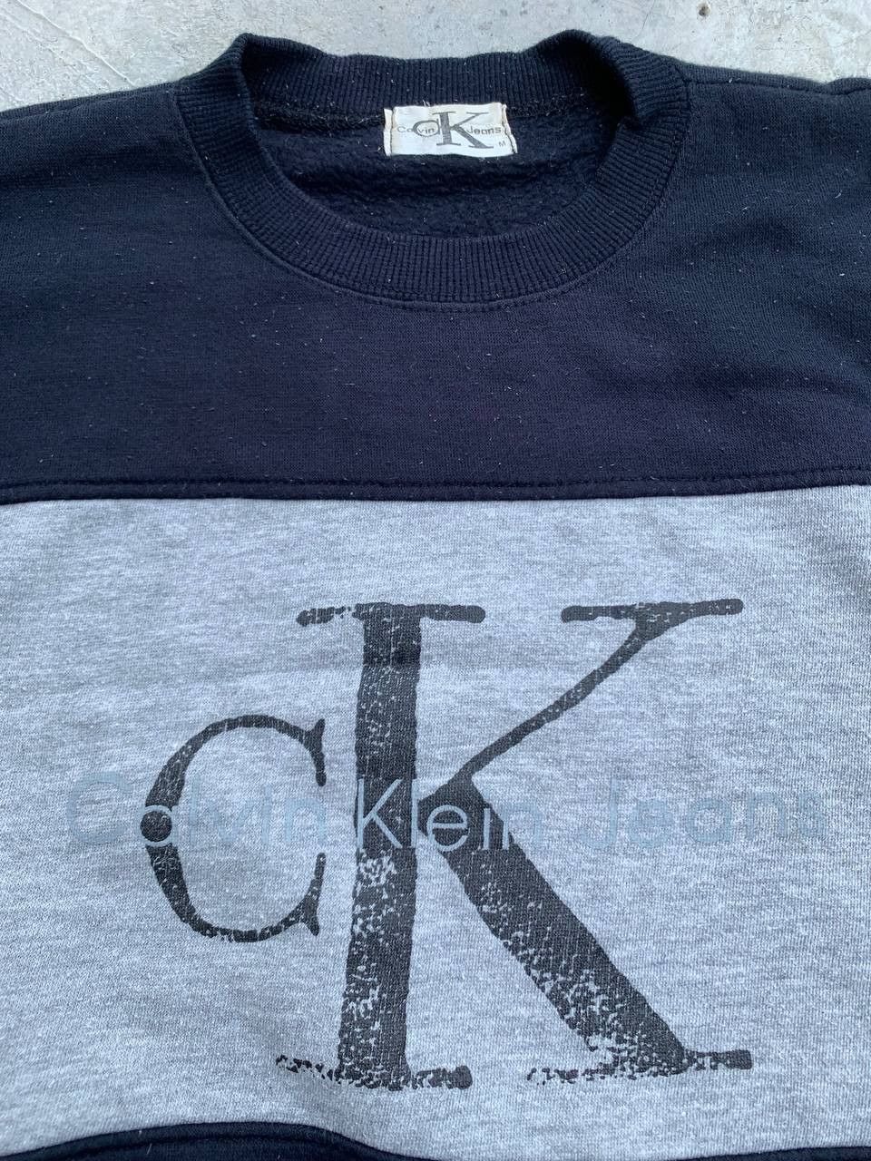 Calvin Klein Vintage Calvin Klein Logo Sweatshirt Size S / US 4 / IT 40 - 2 Thumbnail