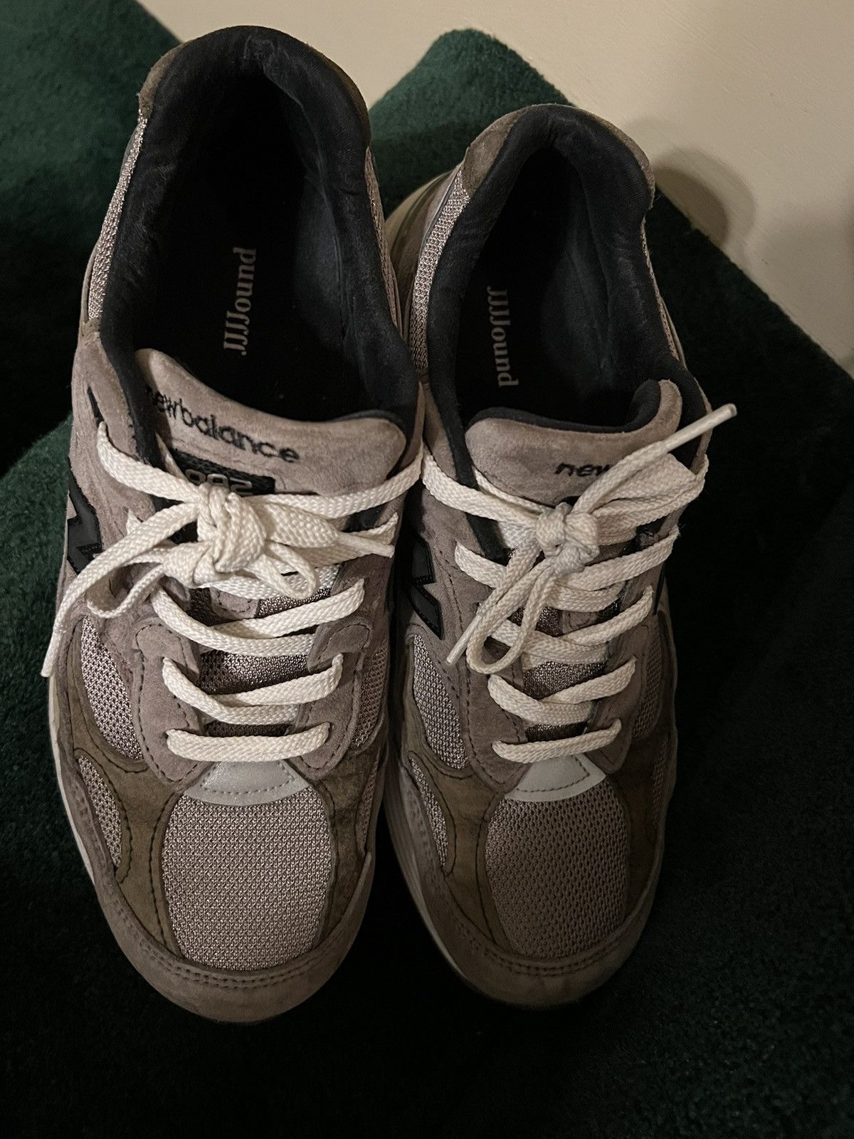 JJJJound × New Balance New Balance 992 JJJJound Grey - M992J2 Size US 9 / EU 42 - 8 Thumbnail