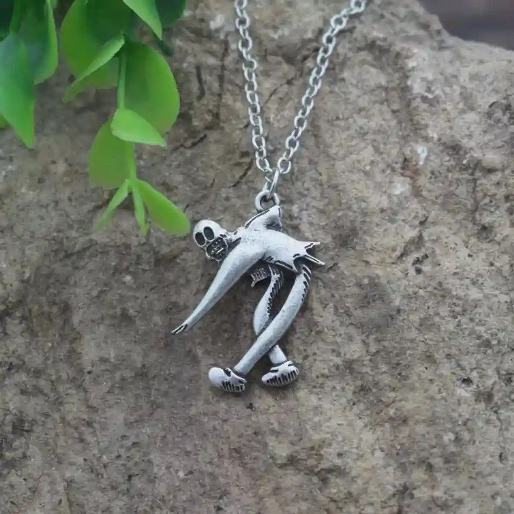 Jewelry Silver Color Ghost Chain Necklace Size ONE SIZE - 1 Thumbnail