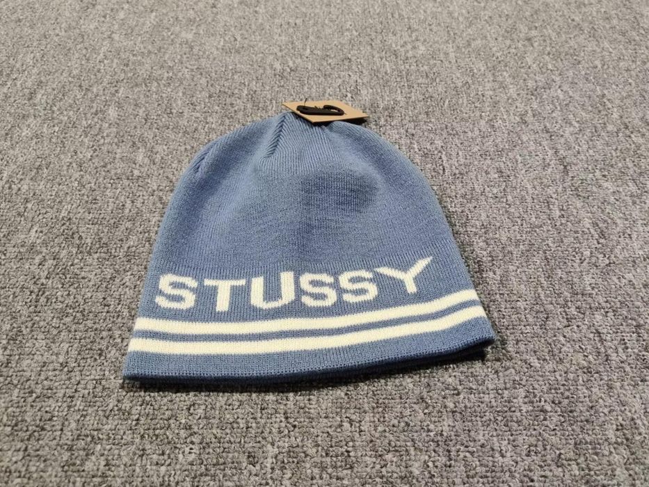 STUSSY STRIPED INTERNATIONAL SKULL CAP-