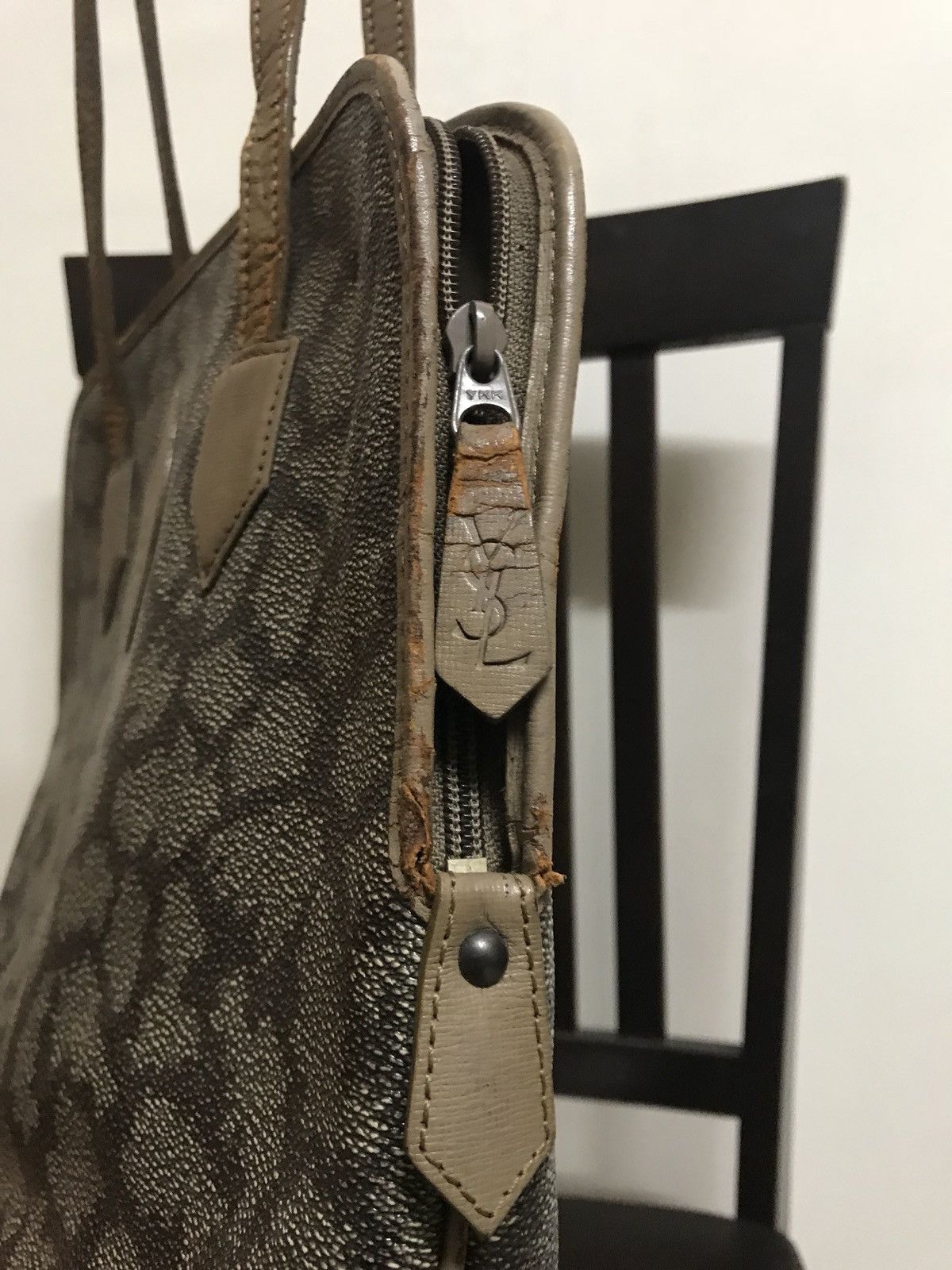 Yves Saint Laurent YSL TOTE BAG LEATHER Size ONE SIZE - 4 Thumbnail