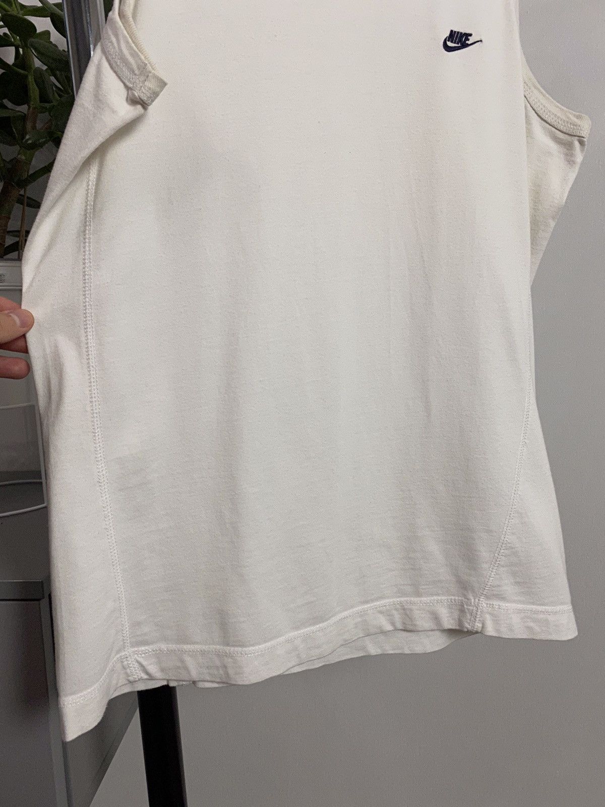 Nike × Vintage Vintage Nike White Tank Top Size US M / EU 48-50 / 2 - 4 Thumbnail
