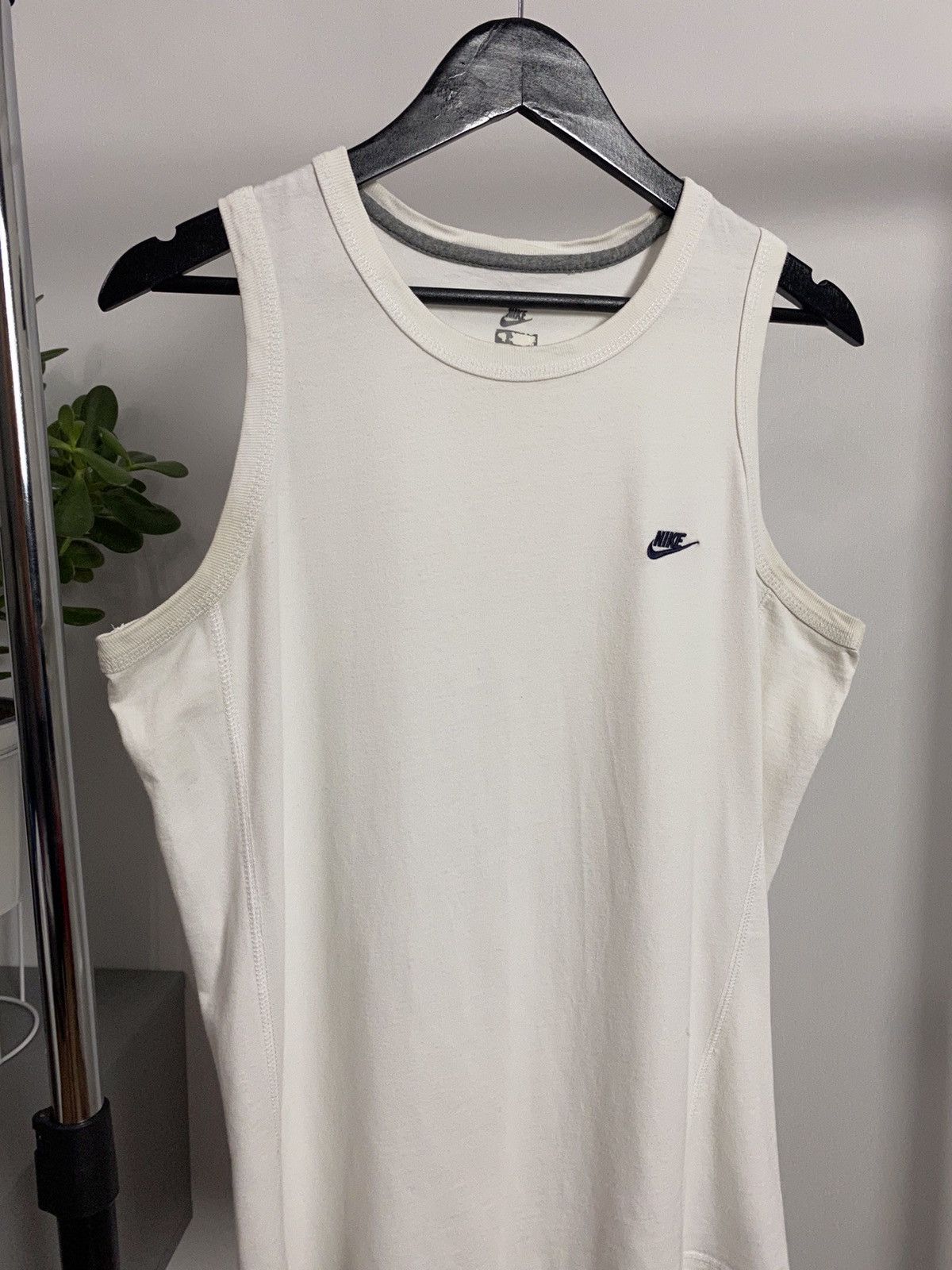 Nike × Vintage Vintage Nike White Tank Top Size US M / EU 48-50 / 2 - 2 Thumbnail