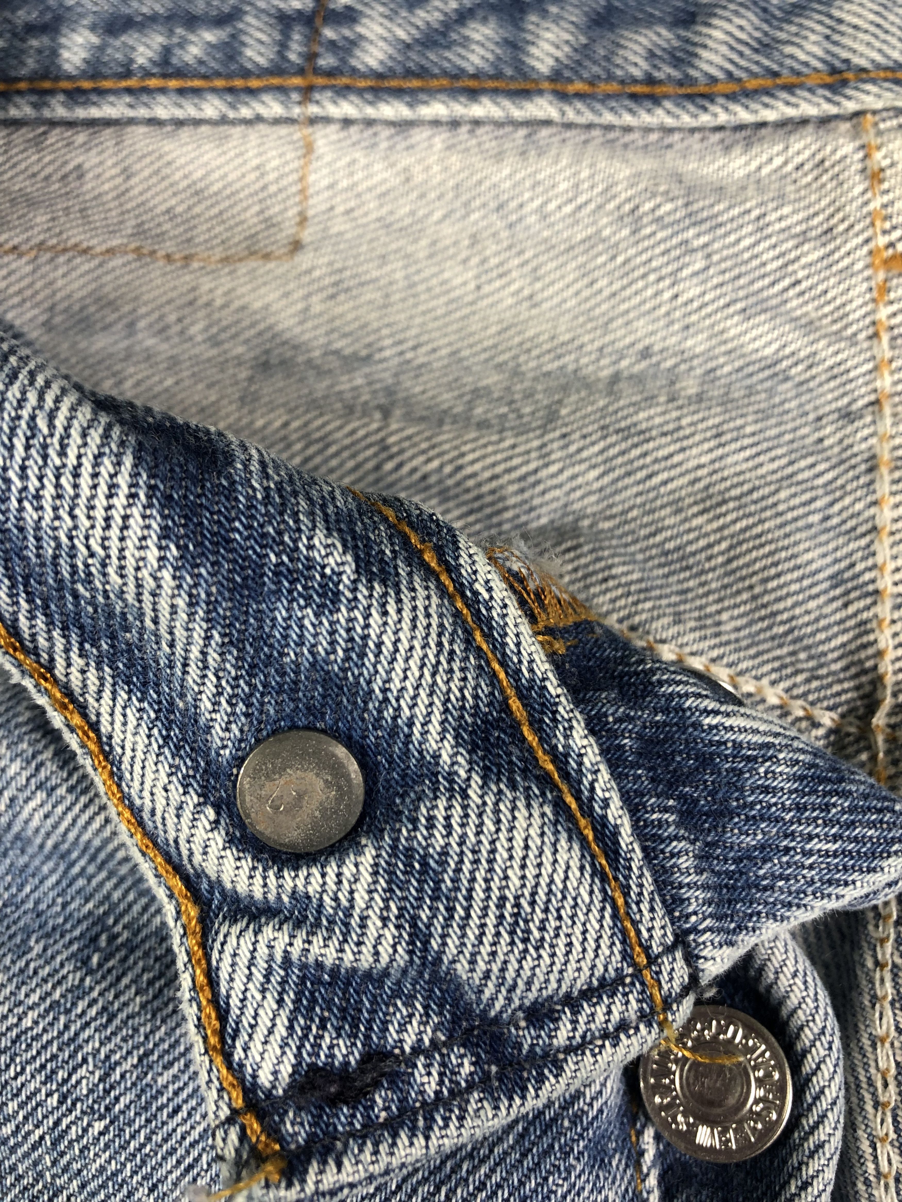 Levi's Light Blue Vintage Levis 501 Short Jeans 29x4 Size US 29 - 5 Thumbnail