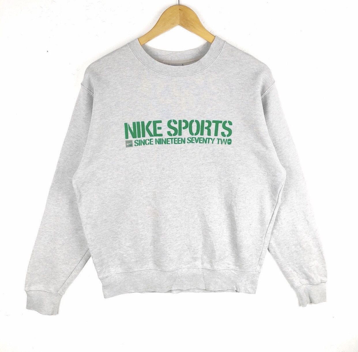 Nike Rare!! Vintage Nike Velvet Script Spellout Sweatshirt Size US M / EU 48-50 / 2 - 1 Thumbnail