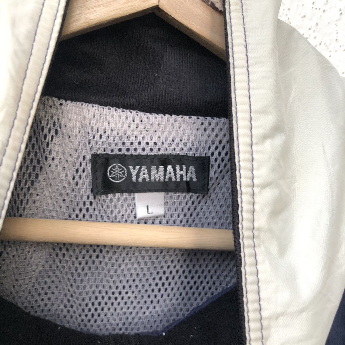 Sports Specialties JAPANESE BRAND YAMAHA RACING TEAM Size US L / EU 52-54 / 3 - 8 Thumbnail
