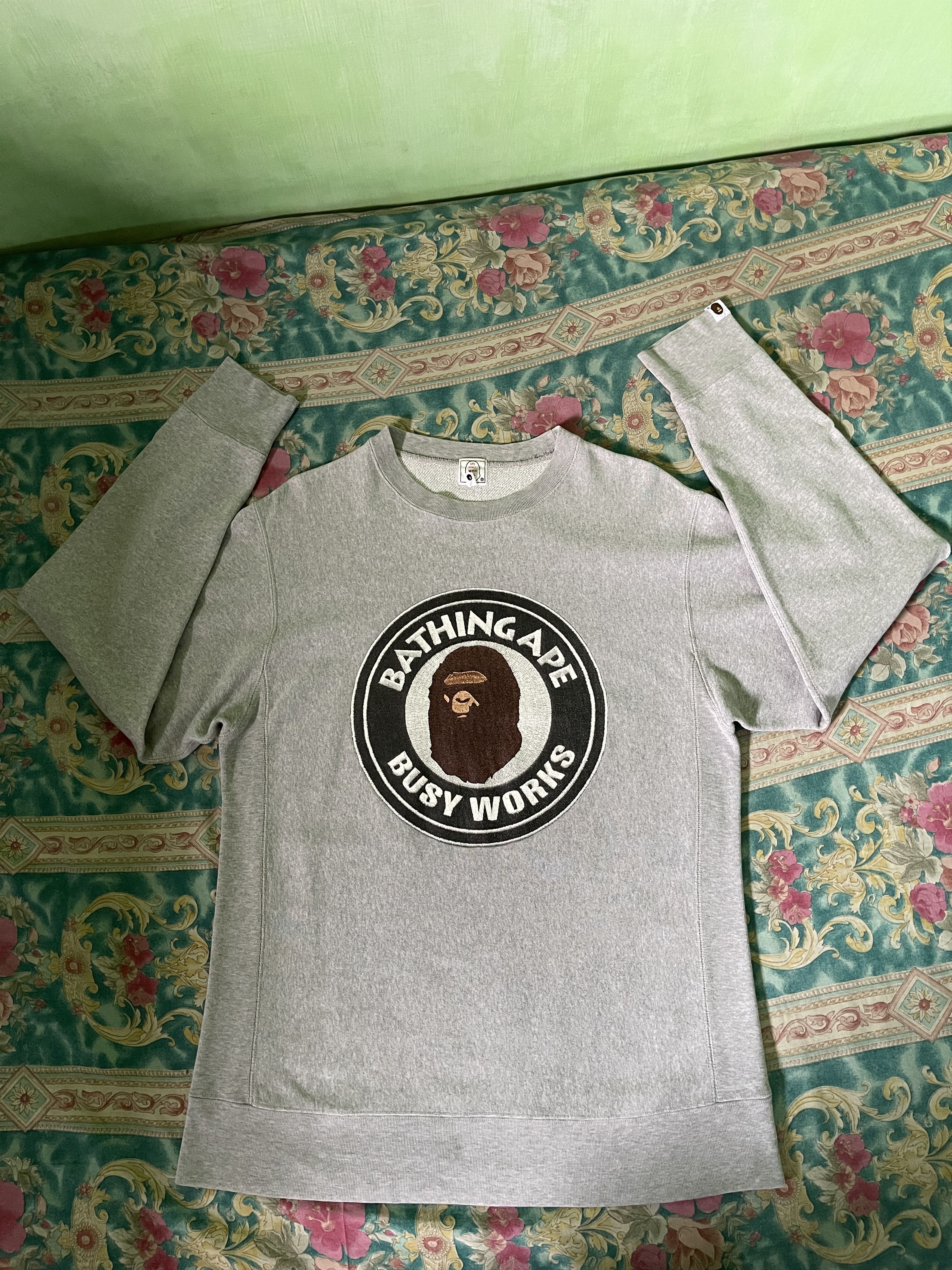Bape Busy Works Crewneck Size US M / EU 48-50 / 2 - 1 Thumbnail