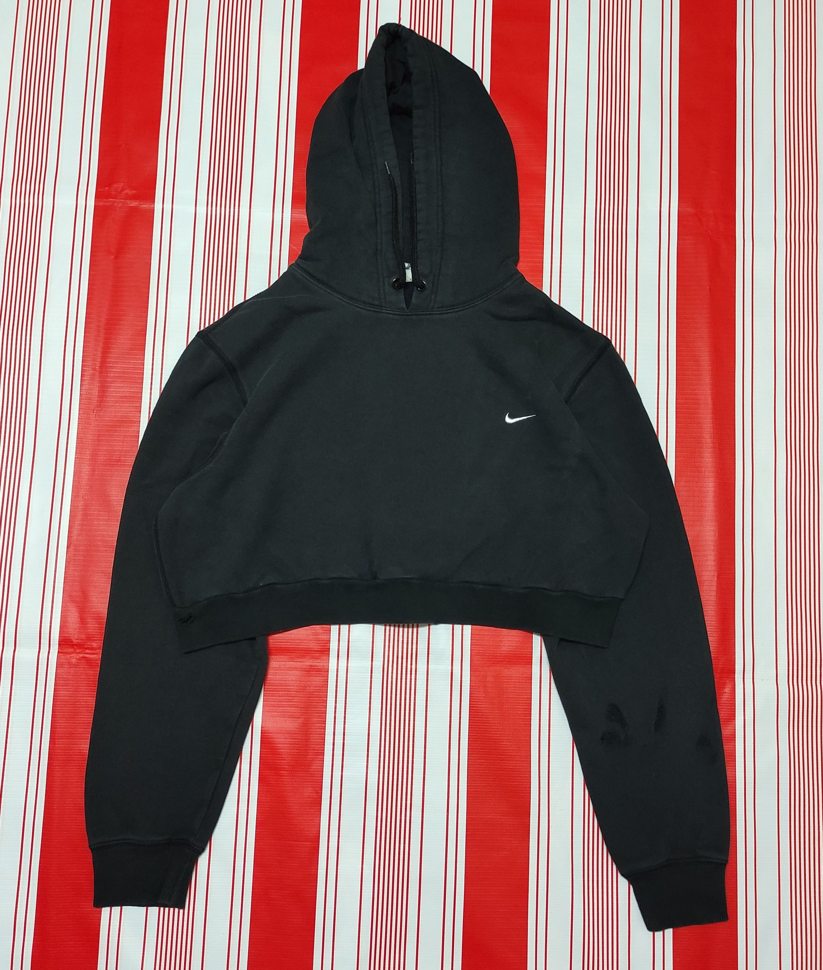 Nike × Vintage Vintage Nike swoosh logo hoodie sweater Size US S / EU 44-46 / 1 - 1 Thumbnail