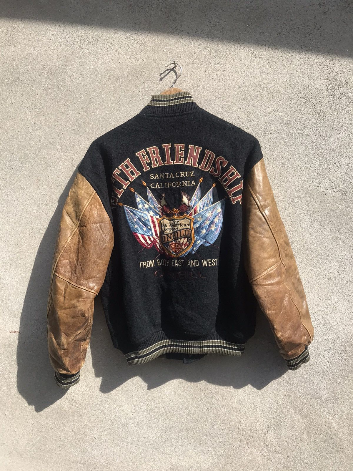 O'Neill RARE VINTAGE SANTA CRUZ O’NEILL VARSITY LEATHER SLEEVE JCKT Size US M / EU 48-50 / 2 - 2 Thumbnail