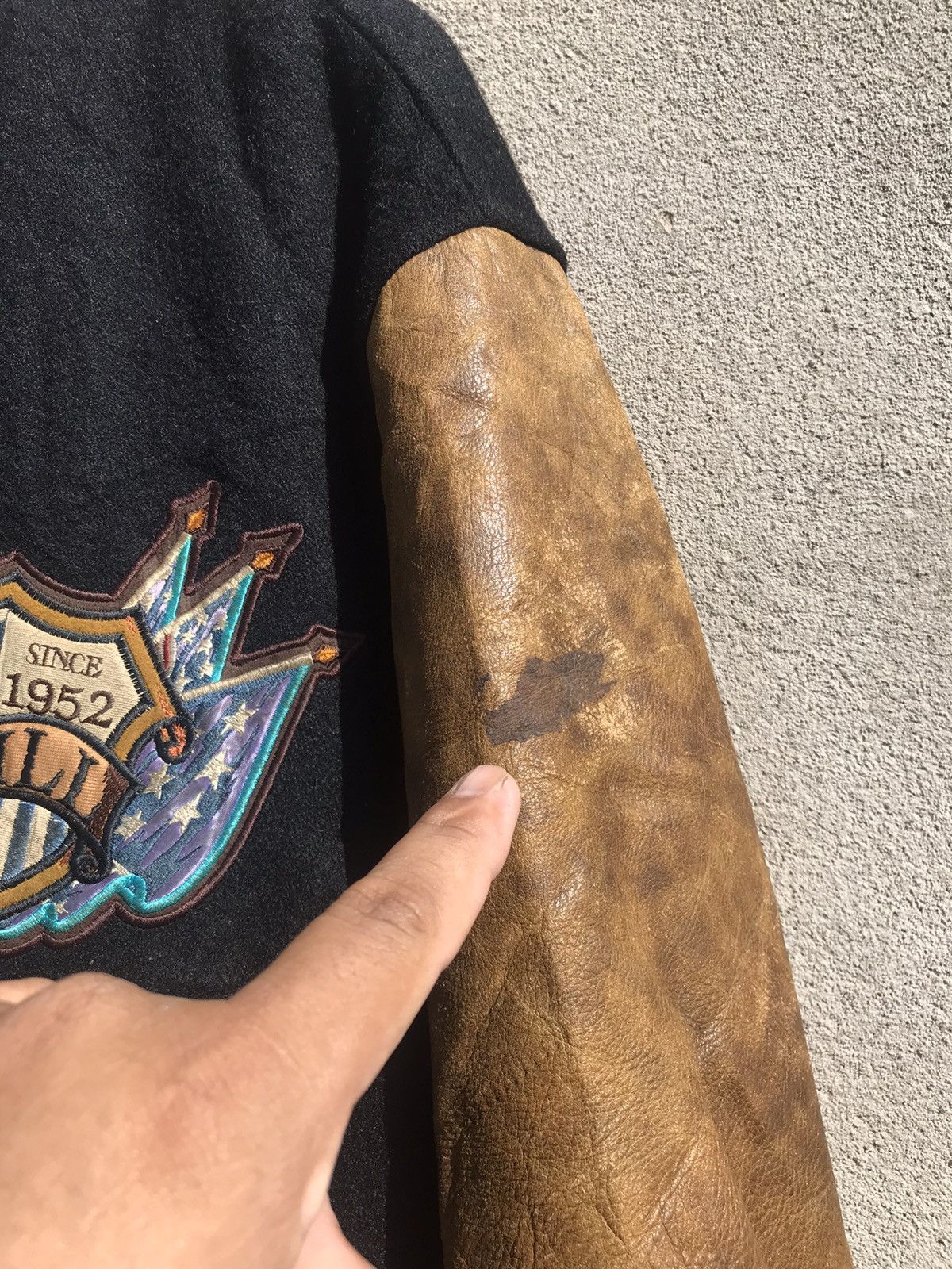 O'Neill RARE VINTAGE SANTA CRUZ O’NEILL VARSITY LEATHER SLEEVE JCKT Size US M / EU 48-50 / 2 - 10 Thumbnail