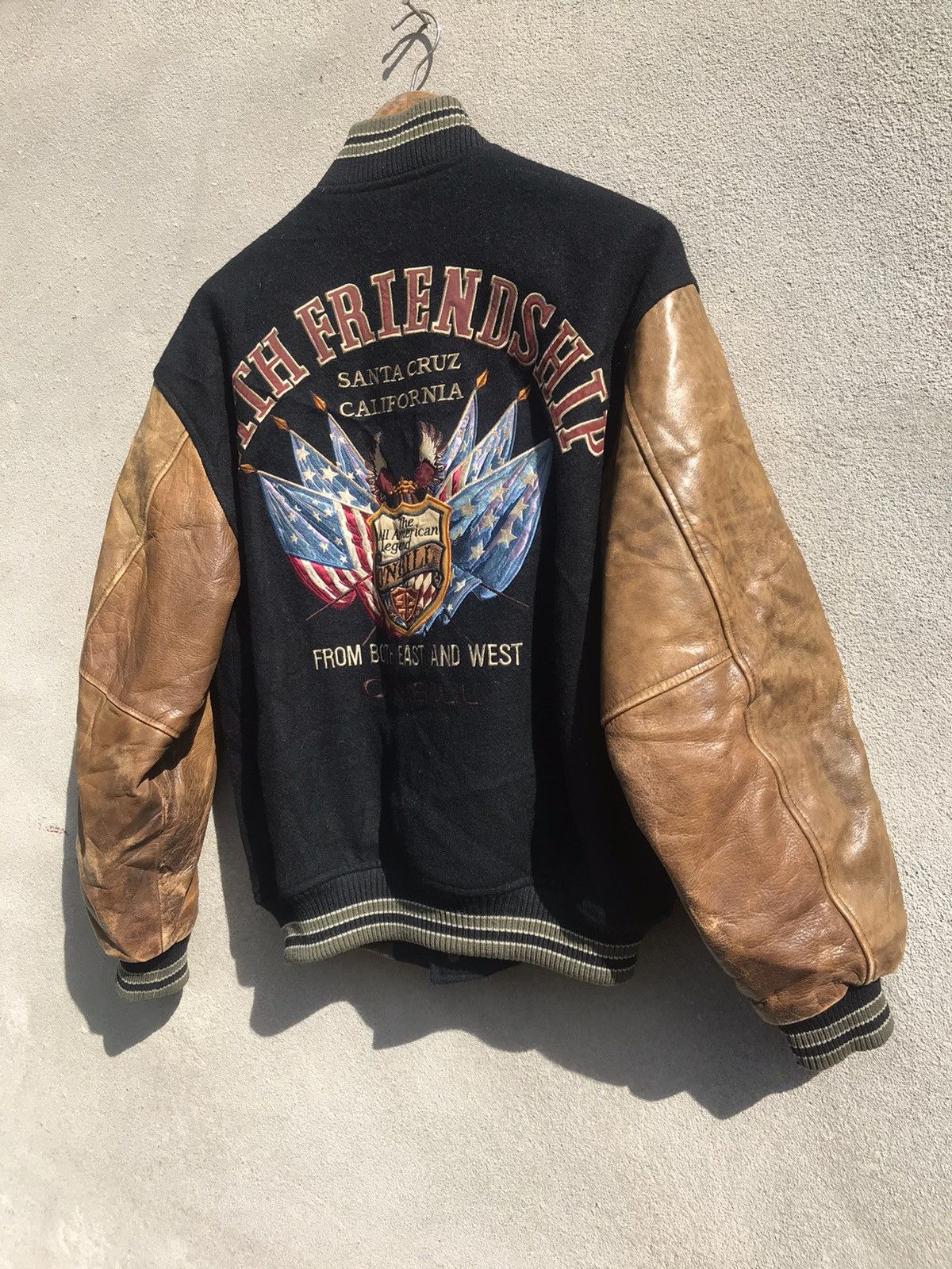 O'Neill RARE VINTAGE SANTA CRUZ O’NEILL VARSITY LEATHER SLEEVE JCKT Size US M / EU 48-50 / 2 - 4 Thumbnail