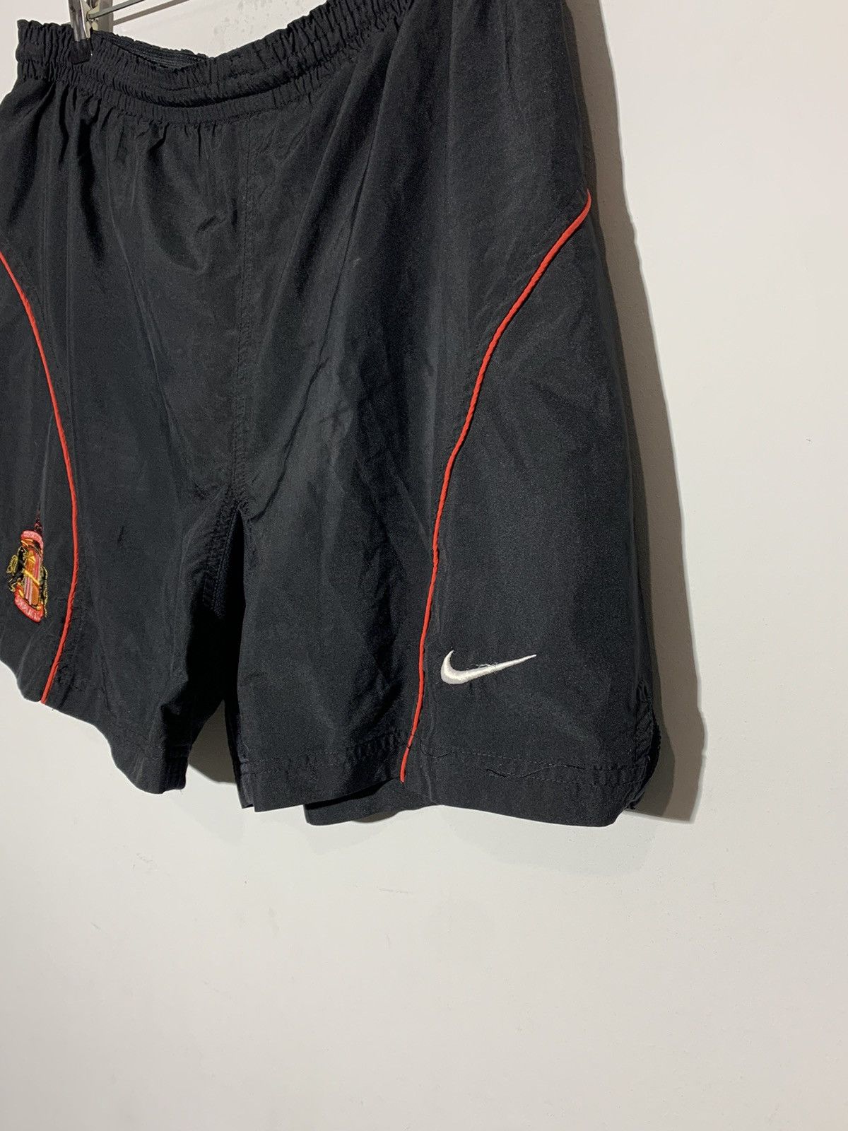 Nike × Vintage Sunderland Nike 90’s Y2k Streetwear Shorts Size US 34 / EU 50 - 3 Thumbnail