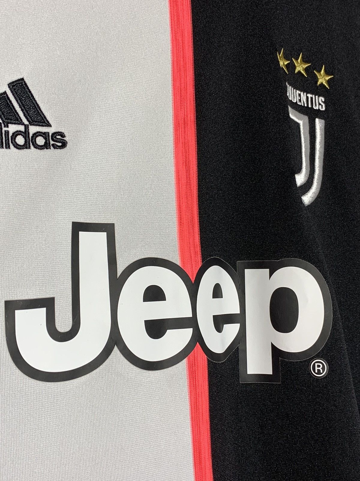 Adidas Juventus adidas 2019/20 Y2k Streetwear Football Shirt Size US L / EU 52-54 / 3 - 6 Thumbnail