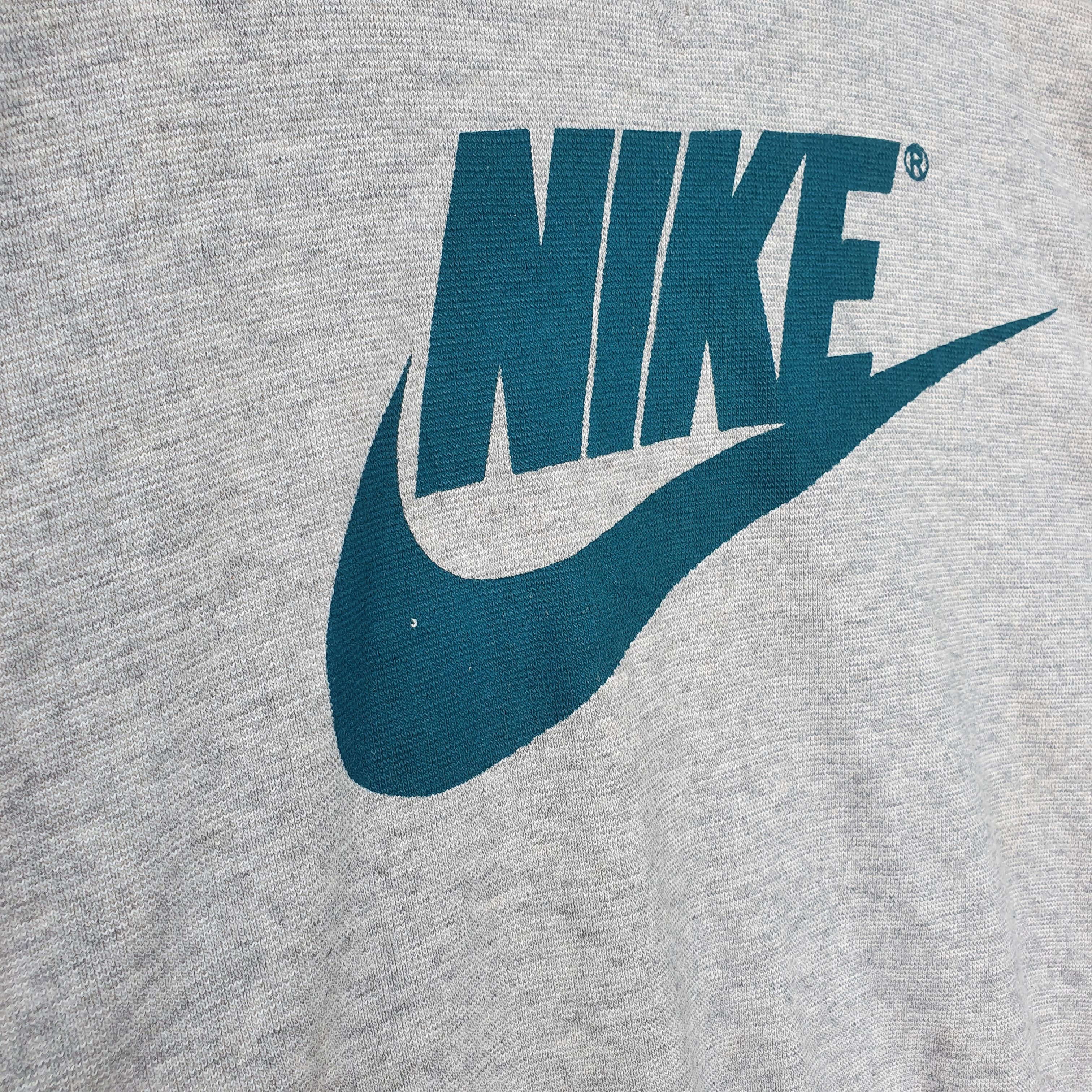 Nike × Vintage VINTAGE NIKE BIG SWOOSH CREWNECK SWEATSHIRT Size US XL / EU 56 / 4 - 3 Thumbnail