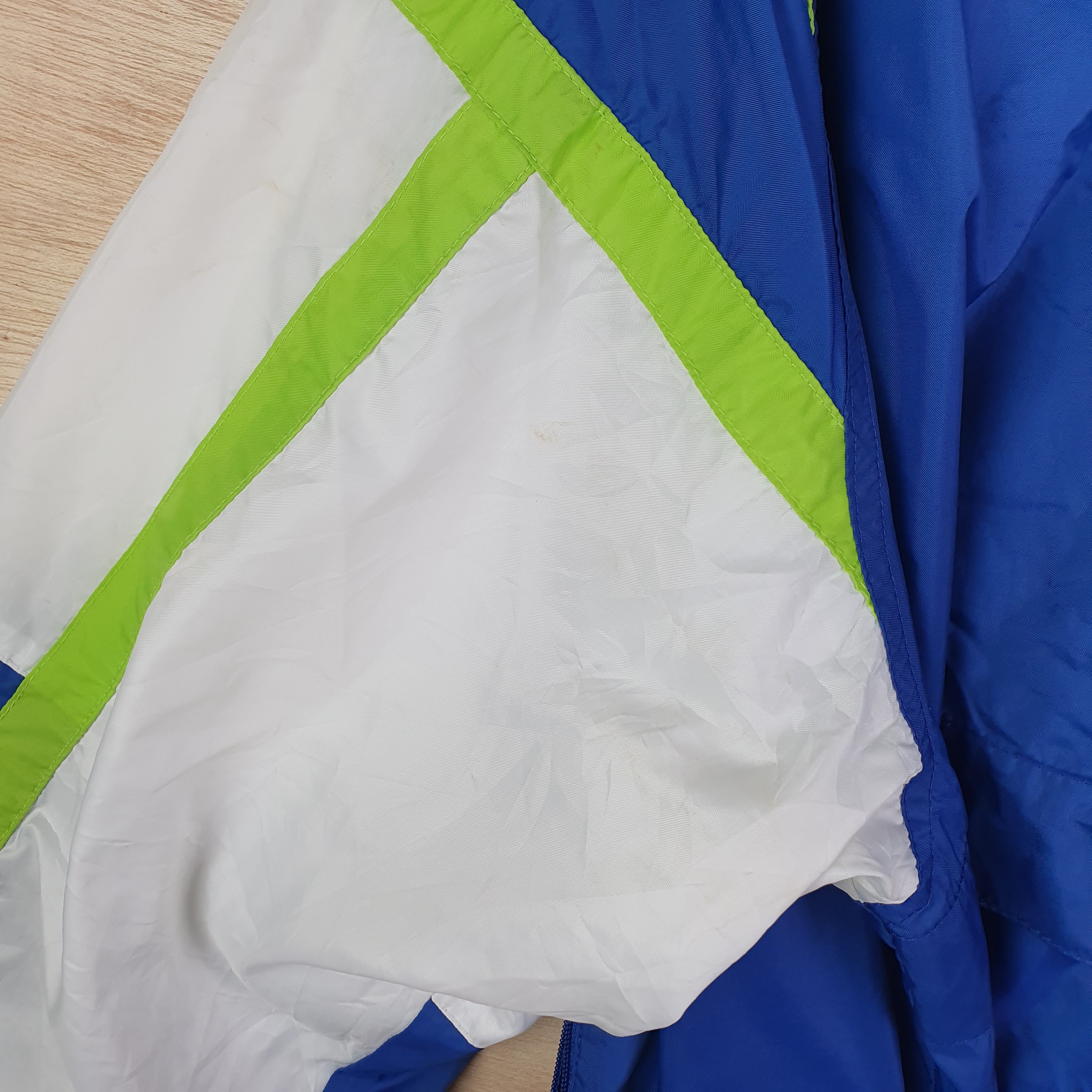 Nike × Vintage VINTAGE NIKE COURT RARE COLOURWAY JACKET Size US L / EU 52-54 / 3 - 8 Thumbnail