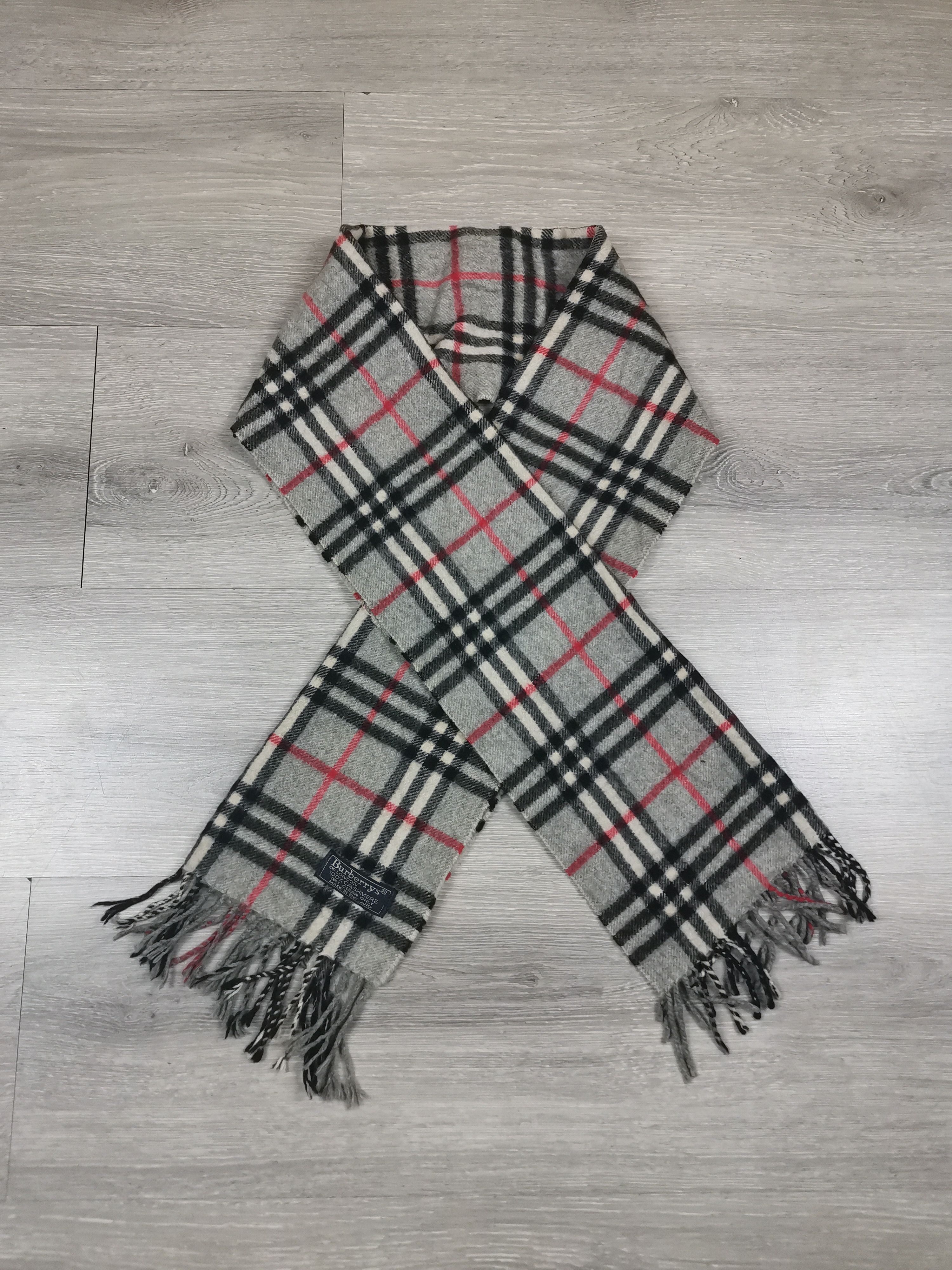 image of Vintage Burberrys Of London Novacheck Scarf/mufler in Grey/Novacheck, Men's
