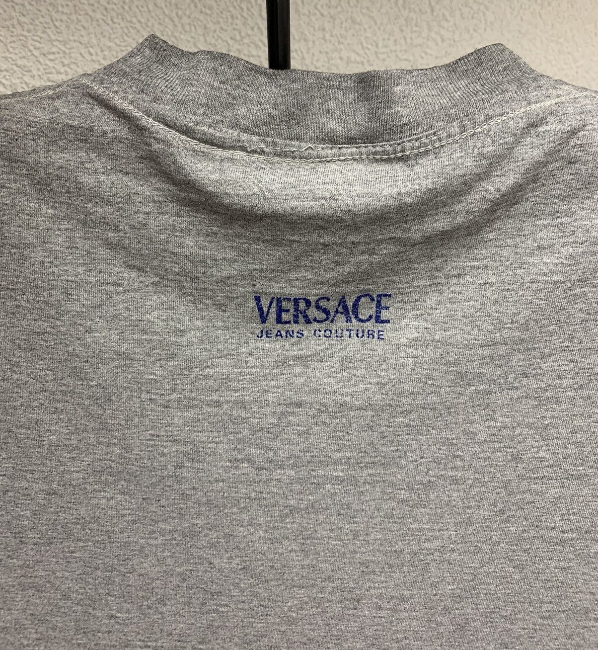 Versace Jeans Couture Versace jeans couture central logo t-shirt M size Size US M / EU 48-50 / 2 - 5 Thumbnail