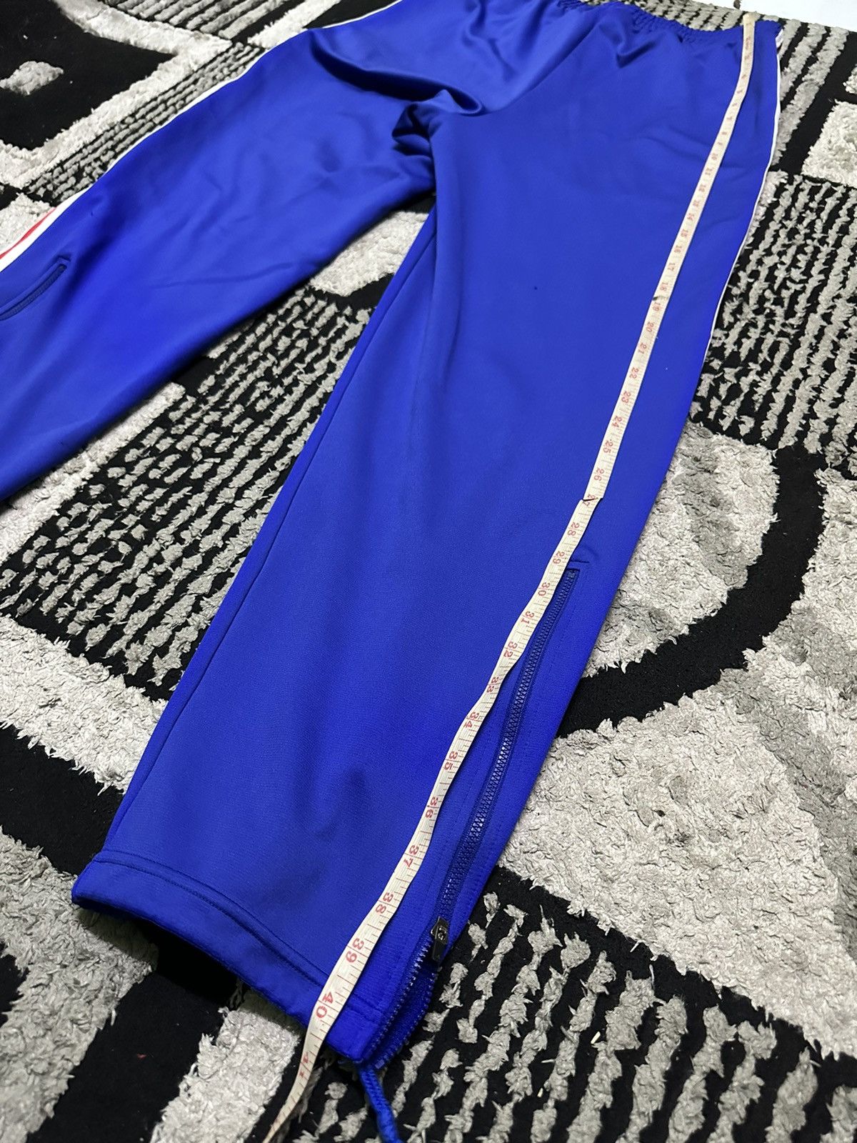 Vintage Adidas Size US 30 / EU 46 - 8 Thumbnail