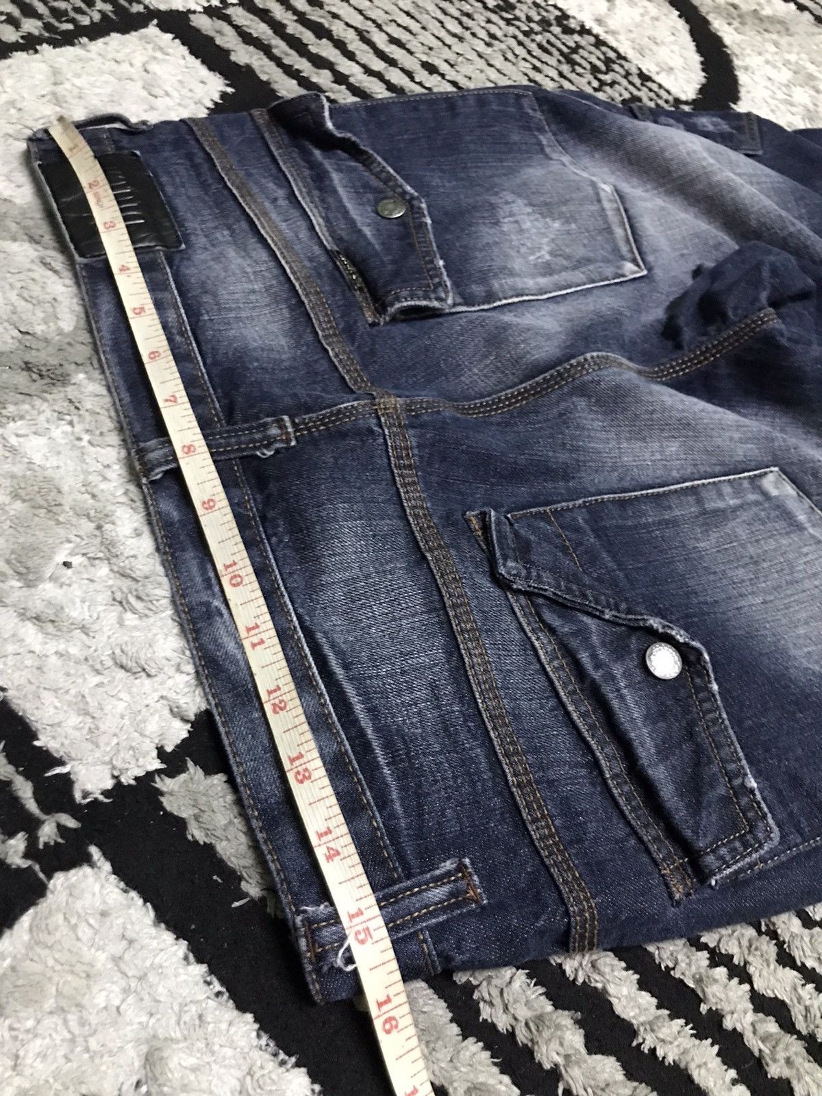 Hysteric Glamour 30x32 Black Back number double knee distressed jeans rare Size US 30 / EU 46 - 6 Thumbnail