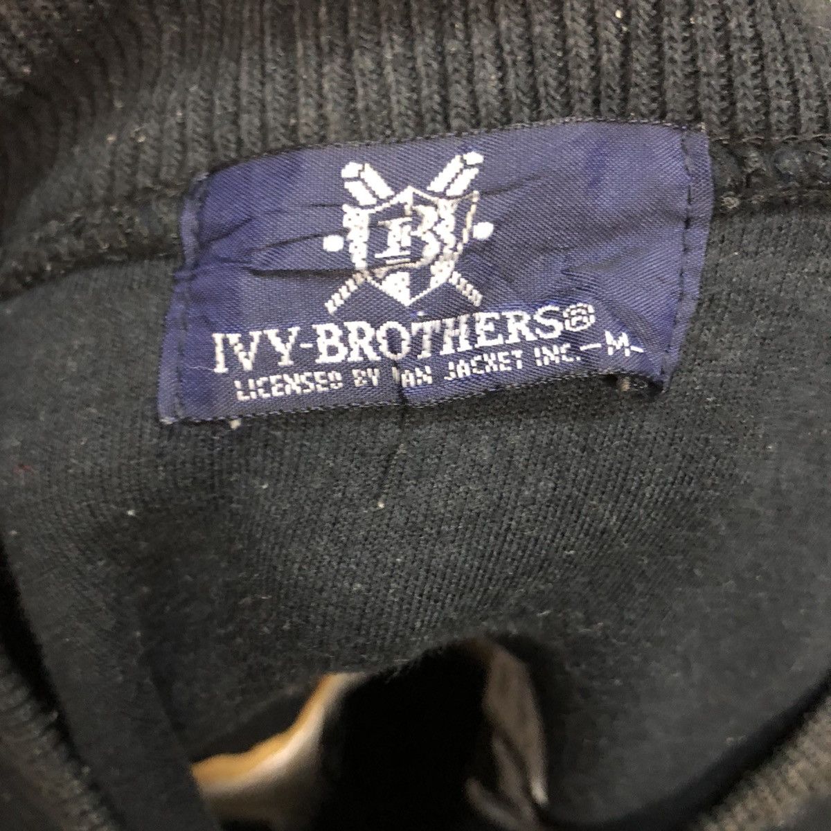 Japanese Brand Vintage IVY Brothers Crewneck Embroidery Big Logo Sweatshirt Size US M / EU 48-50 / 2 - 10 Thumbnail