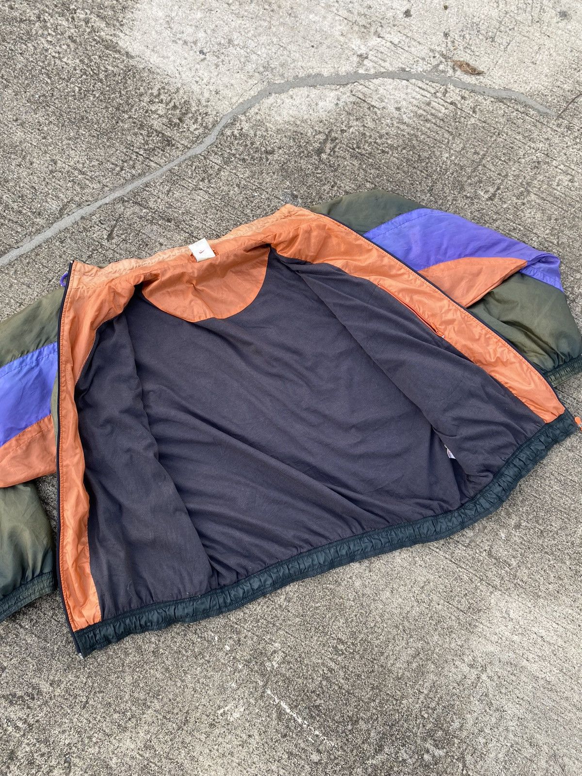 Nike Faded 90s Nike Windbreaker Jacket Size US M / EU 48-50 / 2 - 22 Thumbnail