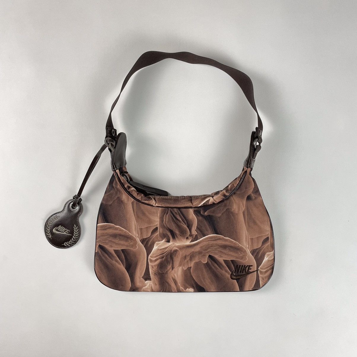 baguette bag nike