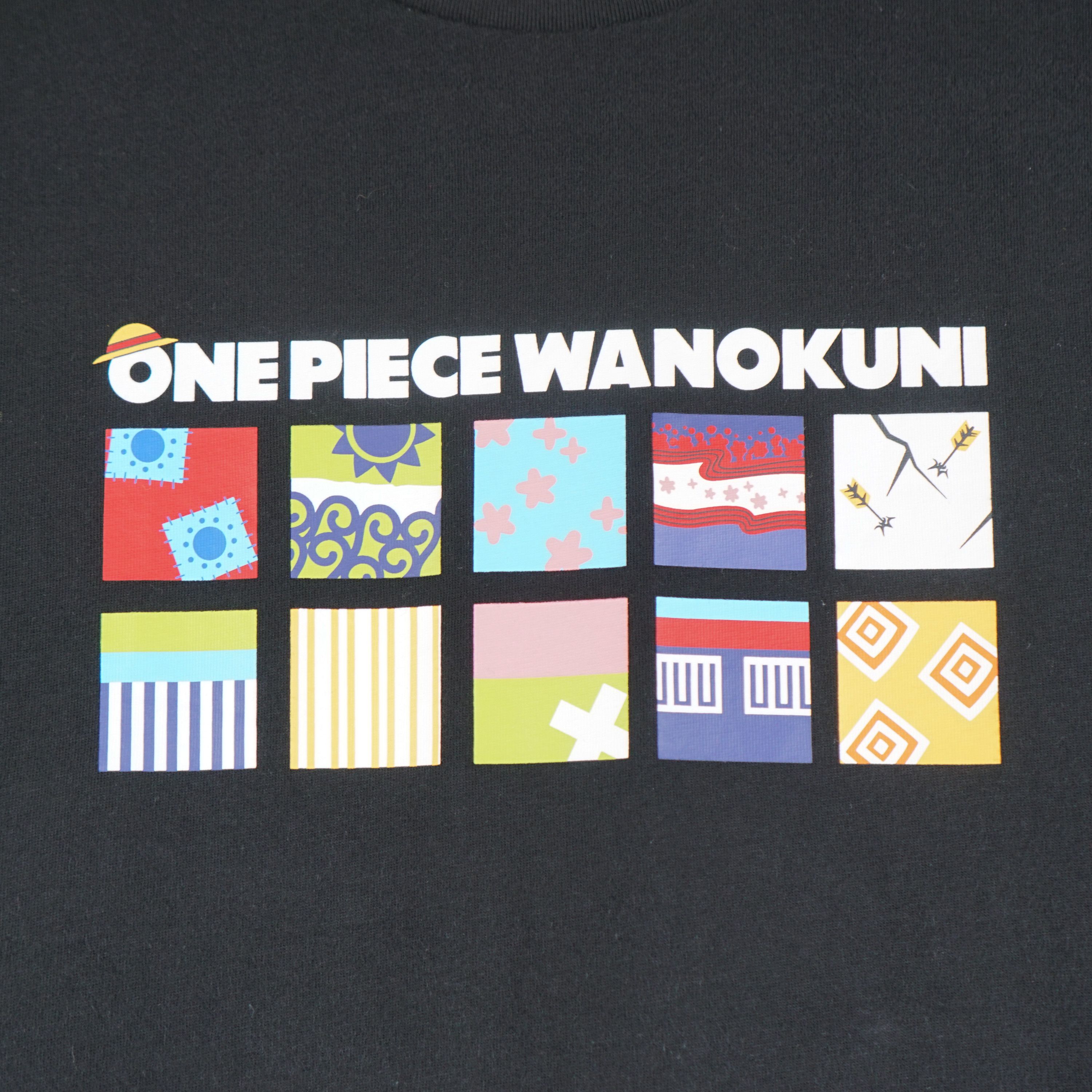 Japanese Brand × Uniqlo One Piece x Uniqlo t-shirt Size US M / EU 48-50 / 2 - 2 Thumbnail